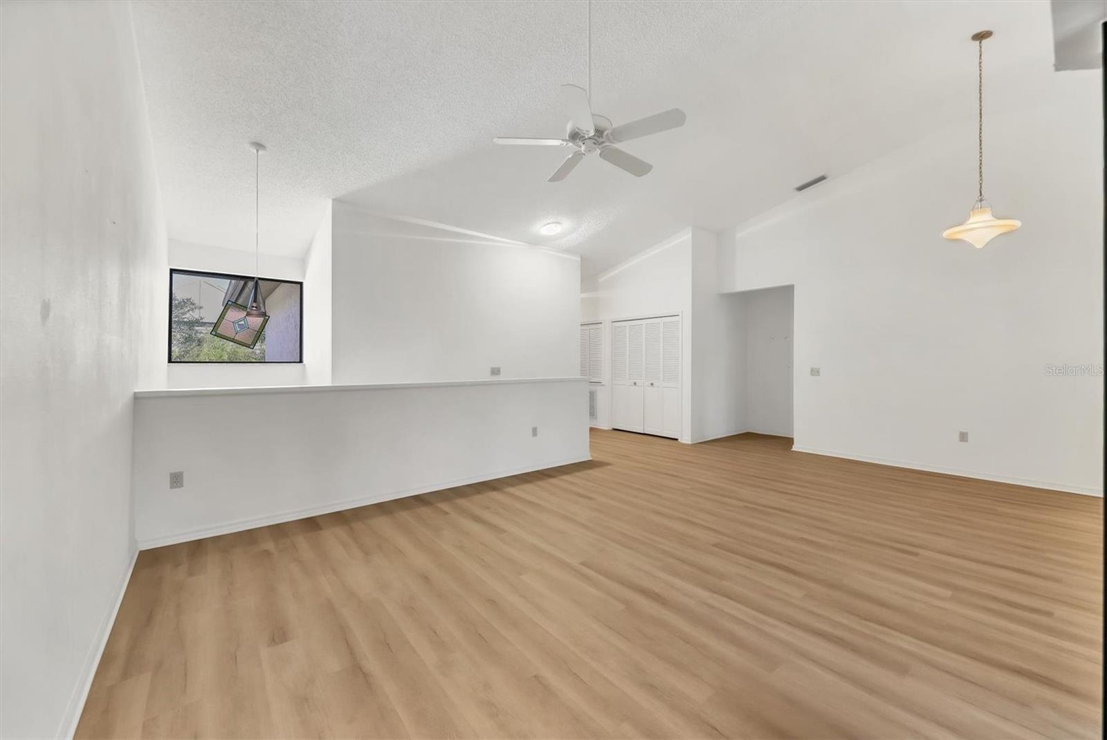 1676 STARLING DR #202, SARASOTA, FL, 34231