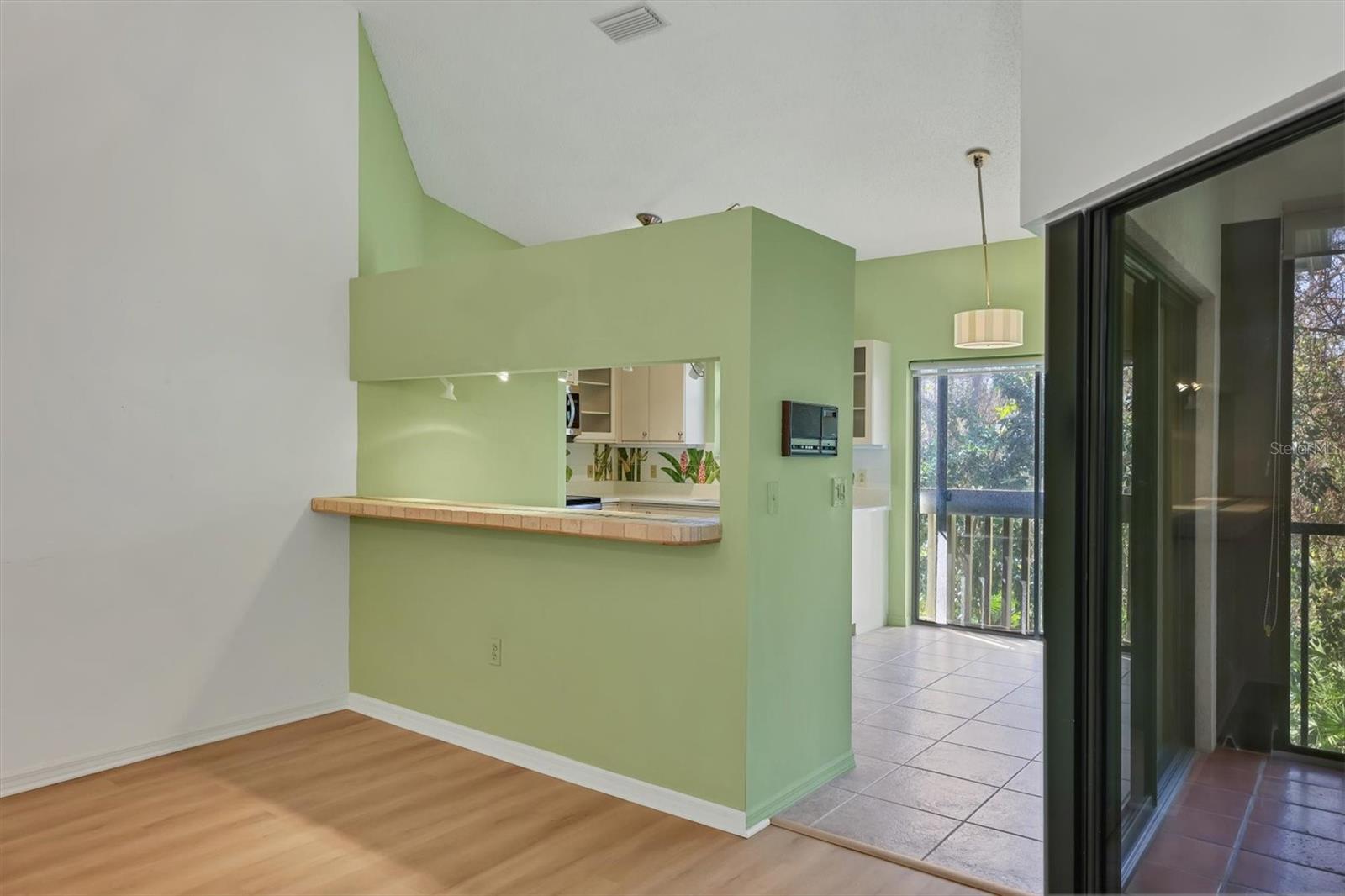1676 STARLING DR #202, SARASOTA, FL, 34231