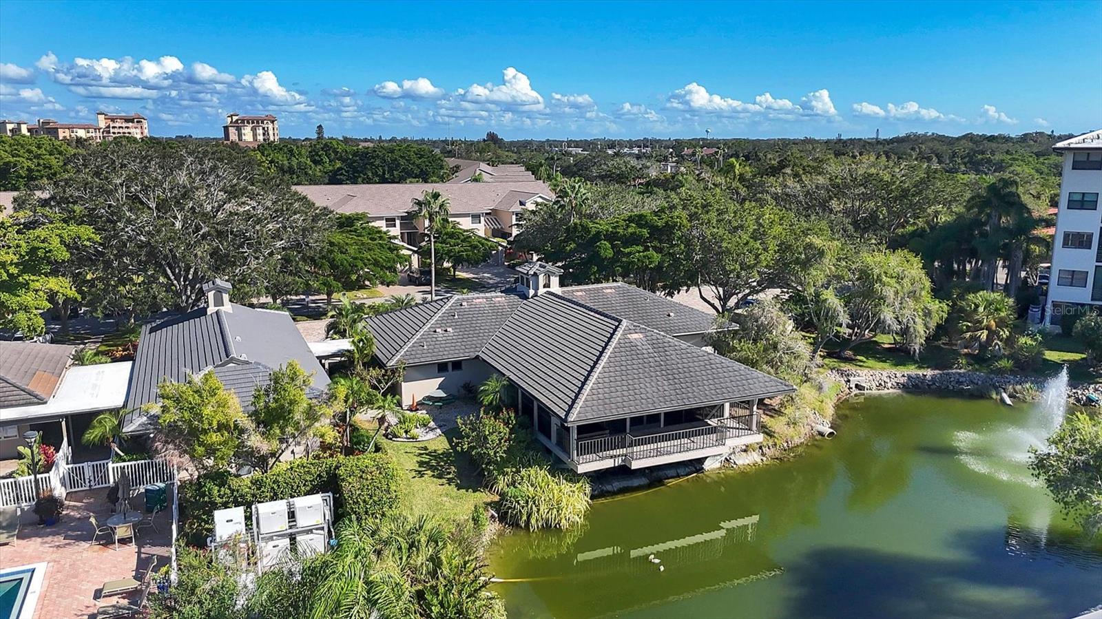 1676 STARLING DR #202, SARASOTA, FL, 34231
