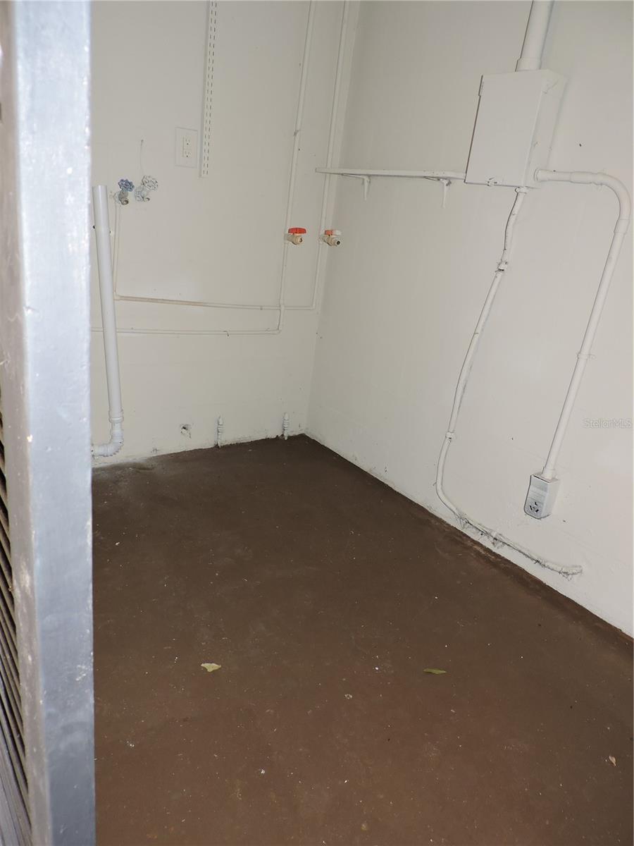 5016 WASHINGTON ST, LAKE WALES, FL, 33859
