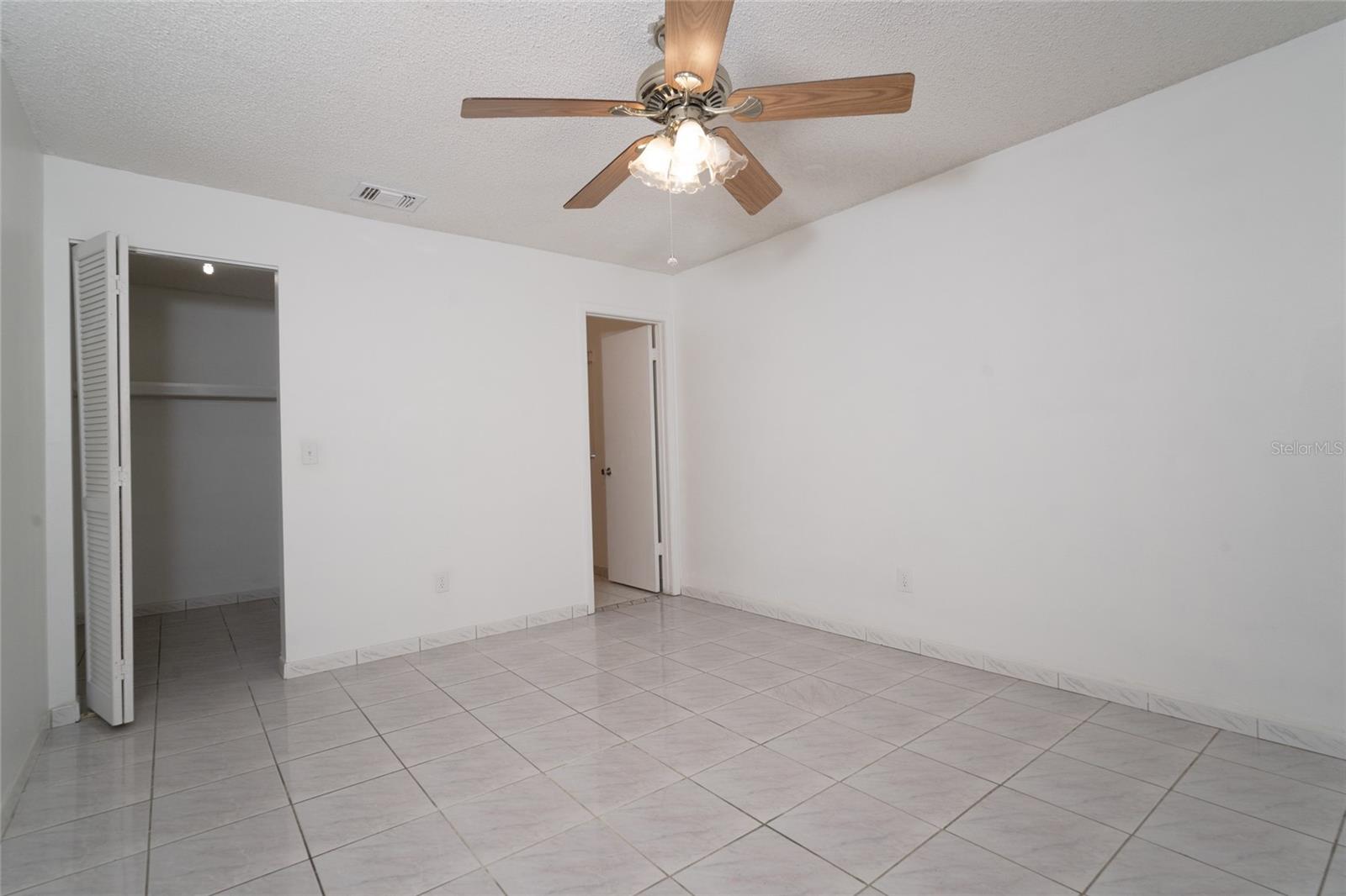 243 MINNESOTA WOODS LN, ORLANDO, FL, 32824