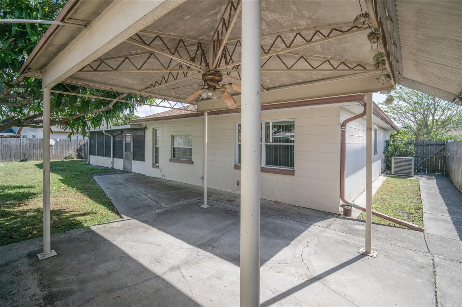 243 MINNESOTA WOODS LN, ORLANDO, FL, 32824