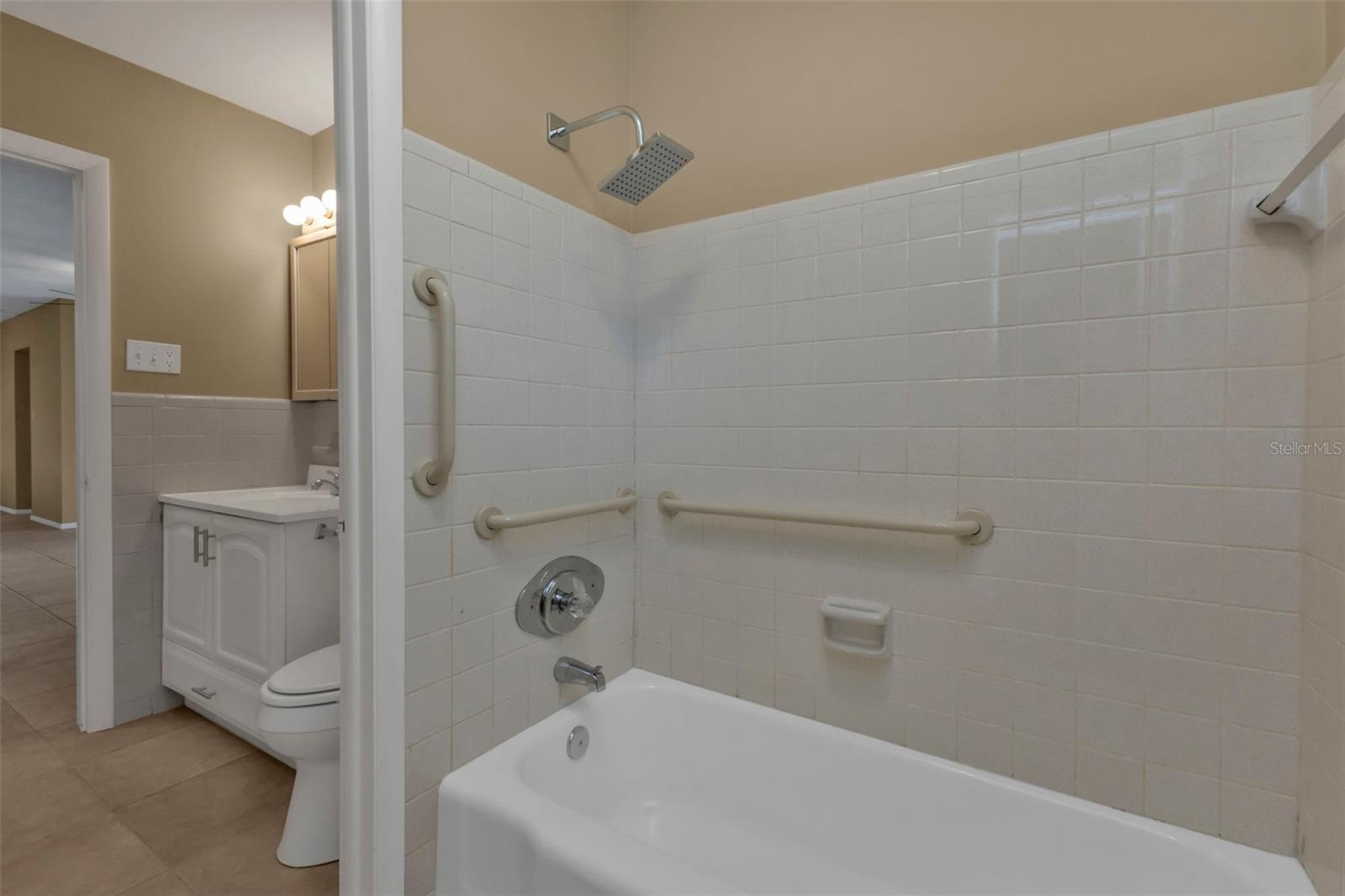 22206 LARAMORE AVE, PORT CHARLOTTE, FL, 33952