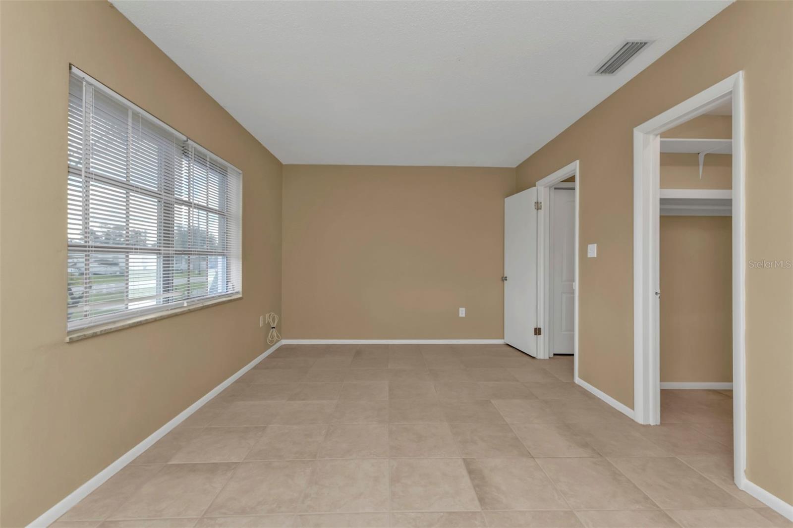 22206 LARAMORE AVE, PORT CHARLOTTE, FL, 33952