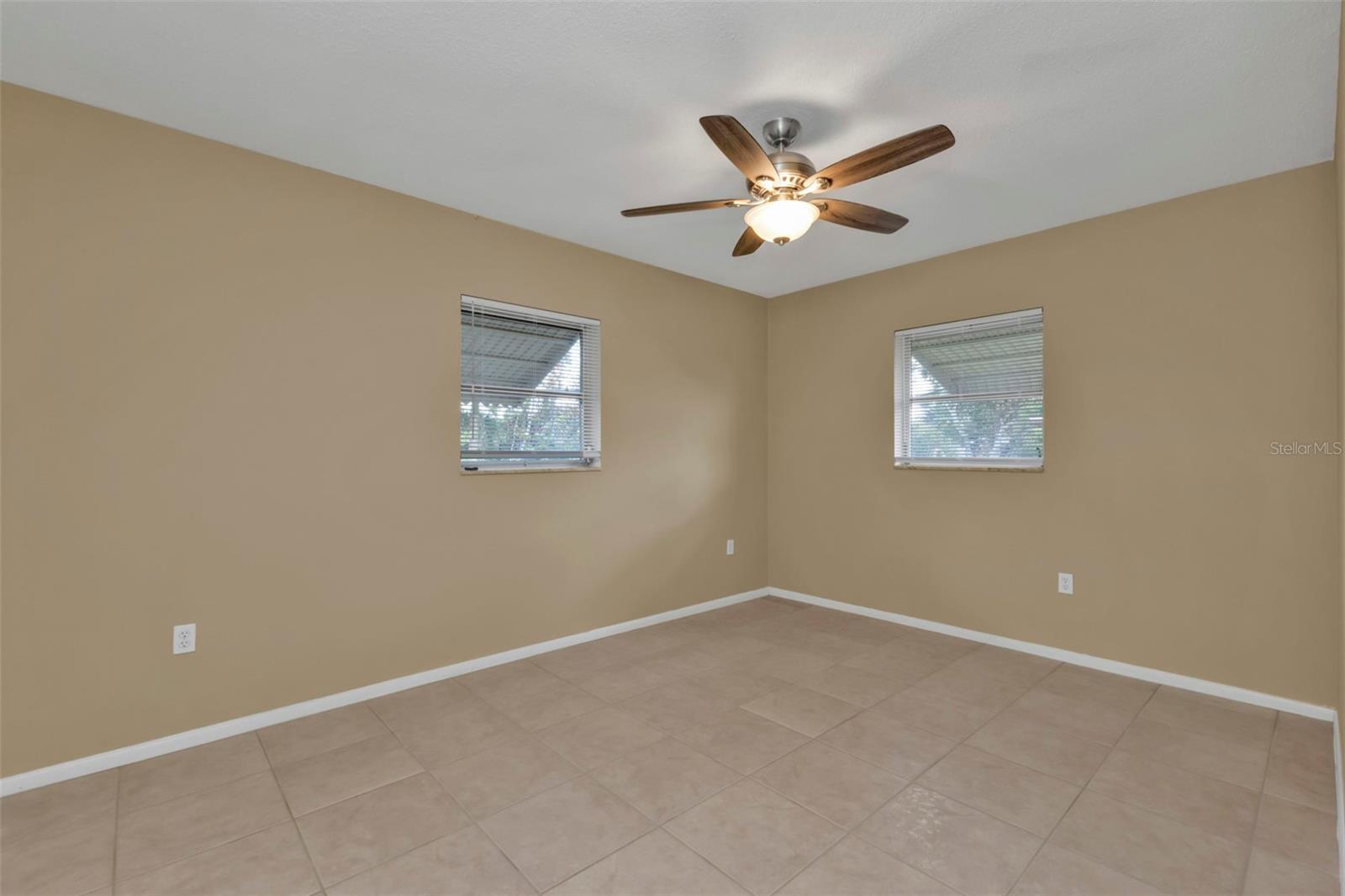 22206 LARAMORE AVE, PORT CHARLOTTE, FL, 33952