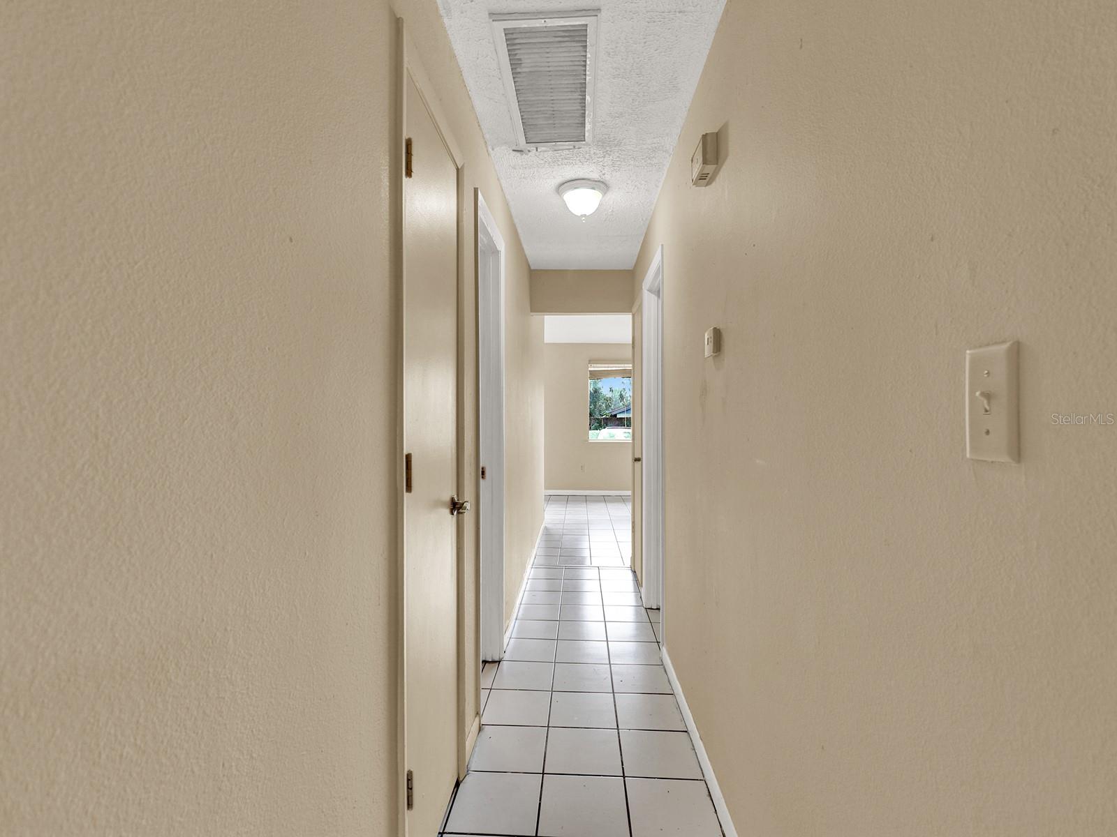 1057 OLD SOUTH DR, LAKELAND, FL, 33811