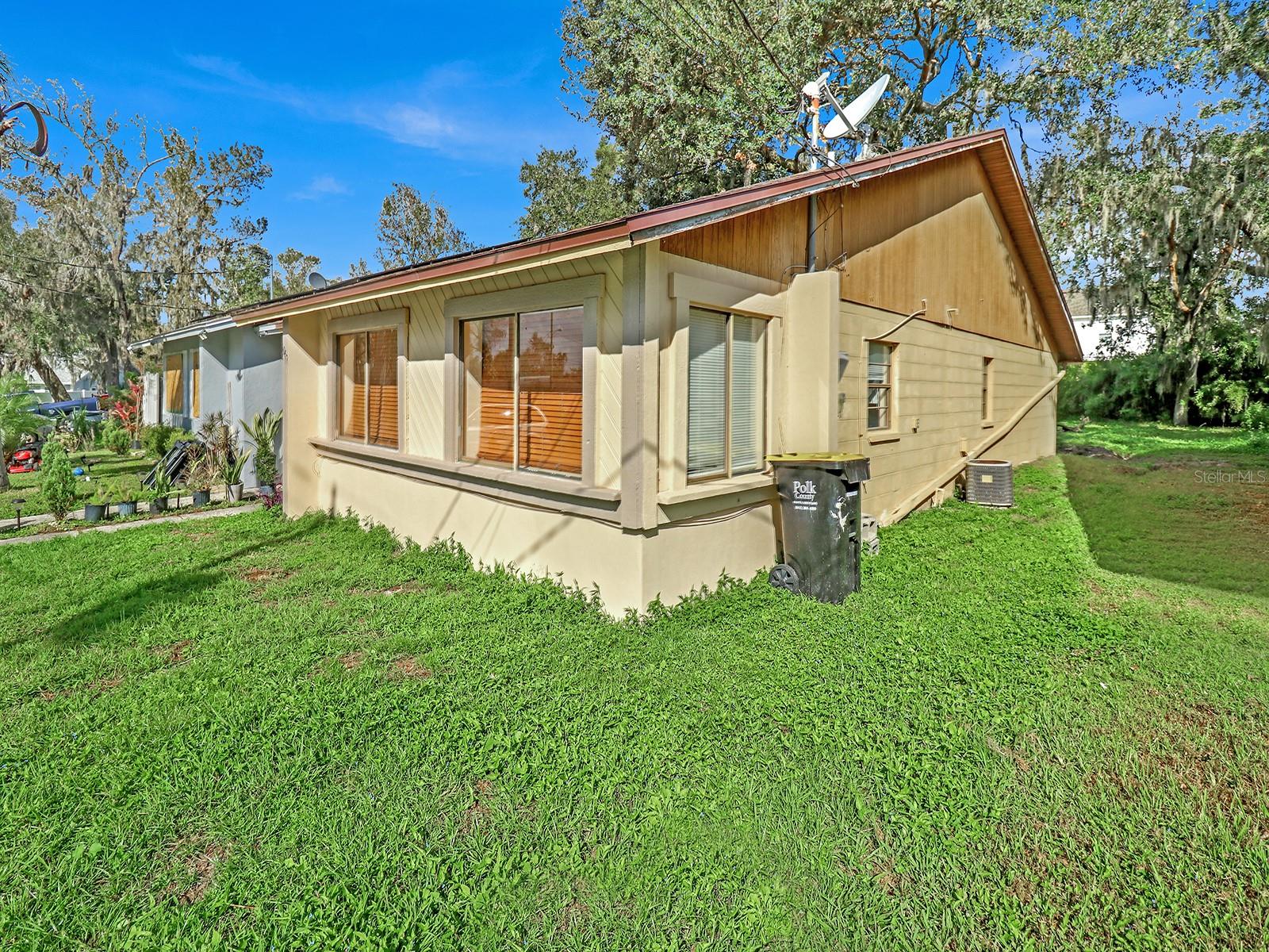 1057 OLD SOUTH DR, LAKELAND, FL, 33811