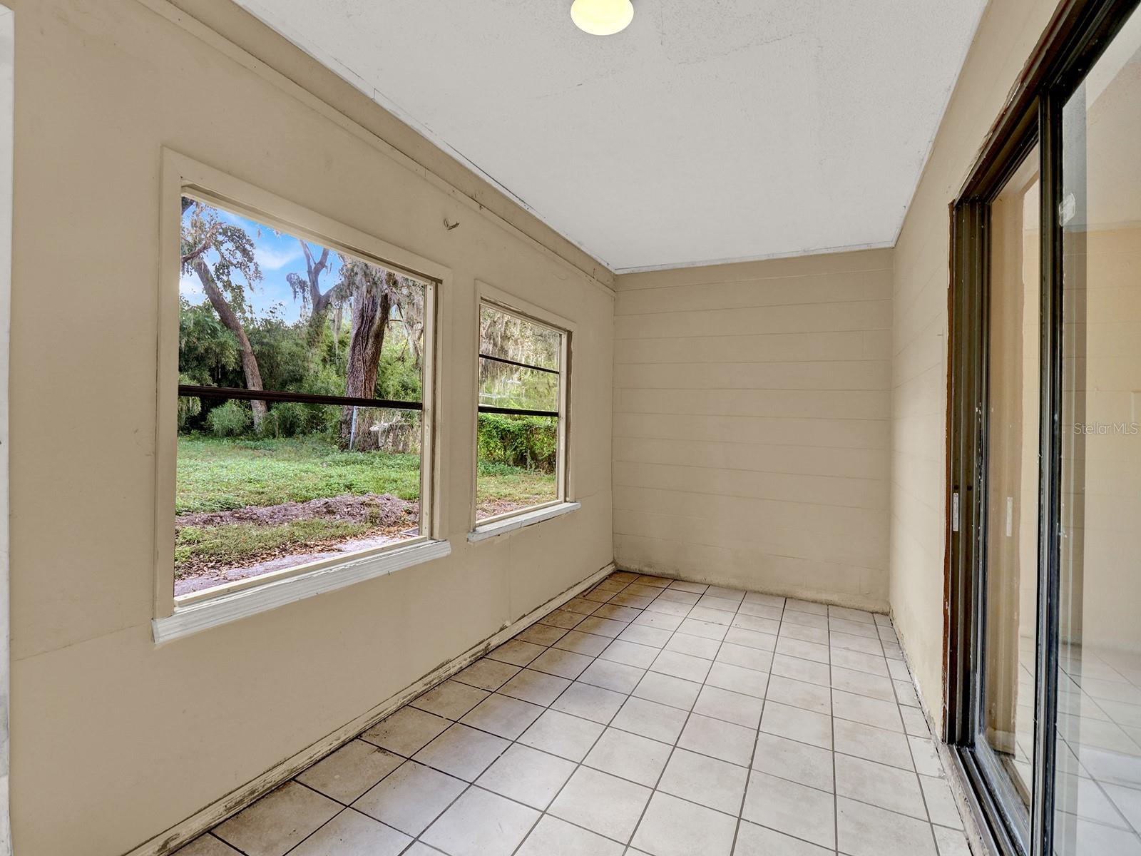 1057 OLD SOUTH DR, LAKELAND, FL, 33811