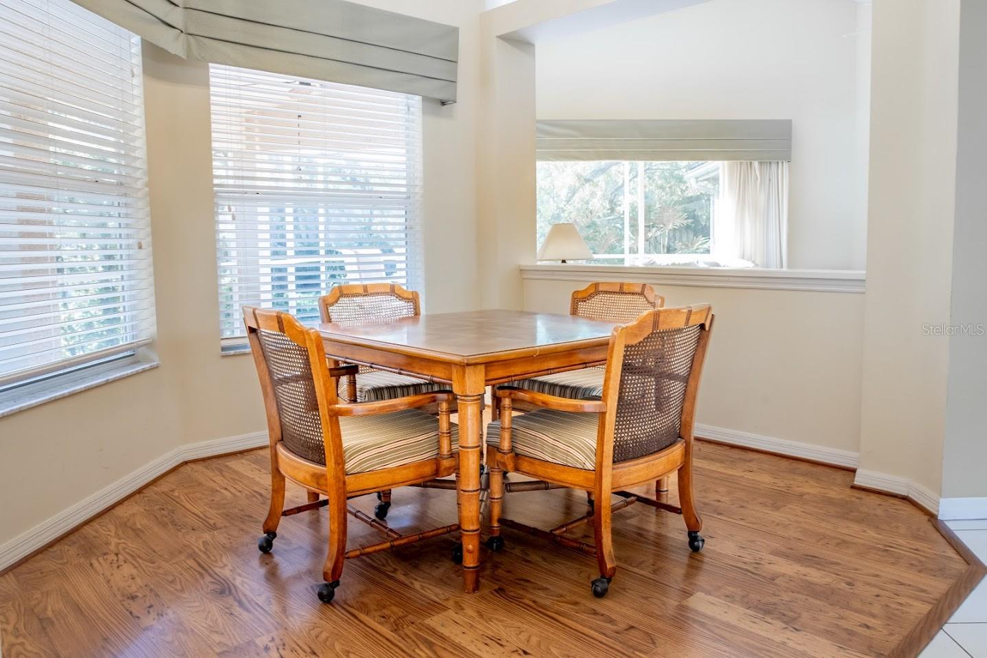 1404 WOODSTREAM DR, OLDSMAR, FL, 34677