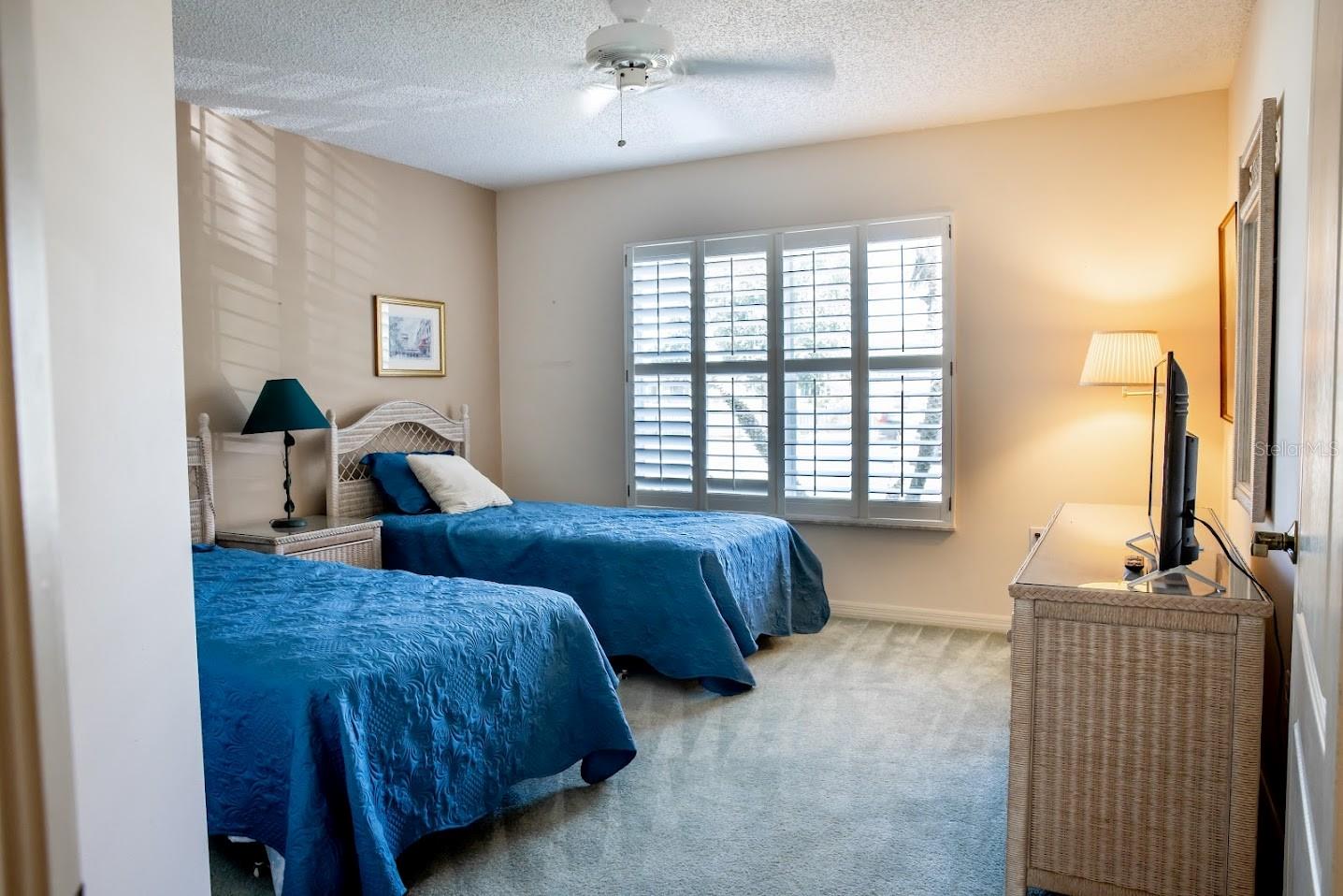 1404 WOODSTREAM DR, OLDSMAR, FL, 34677