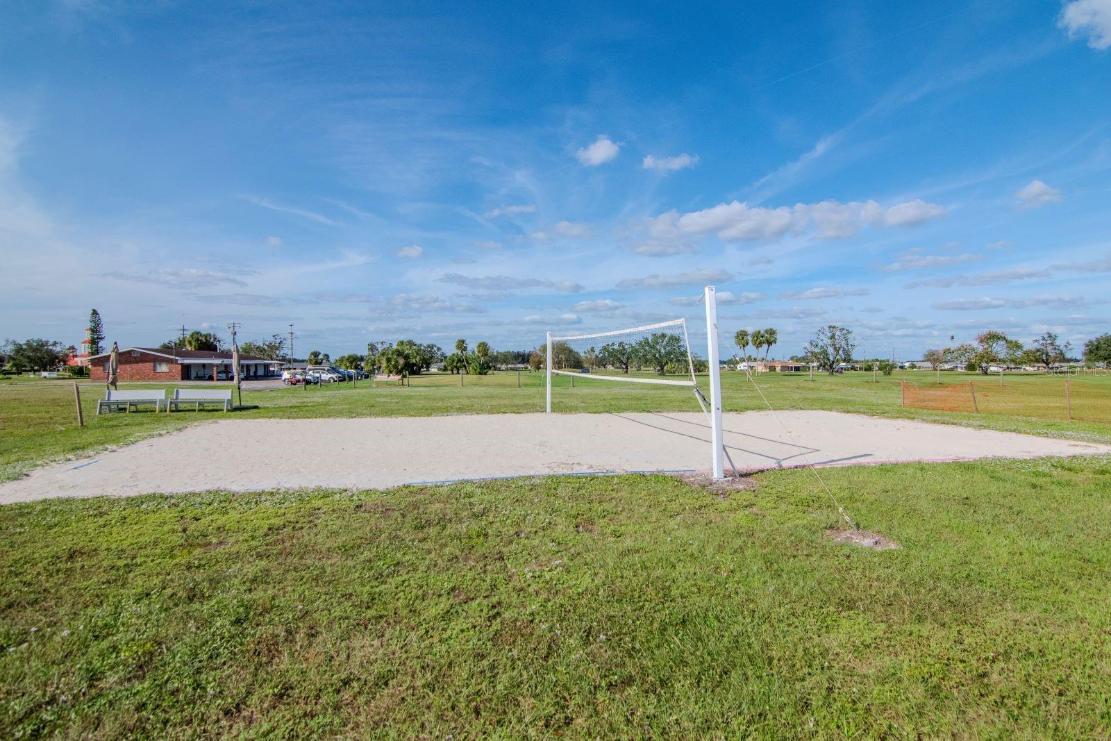 2467 E DEL WEBB BLVD, SUN CITY CENTER, FL, 33573