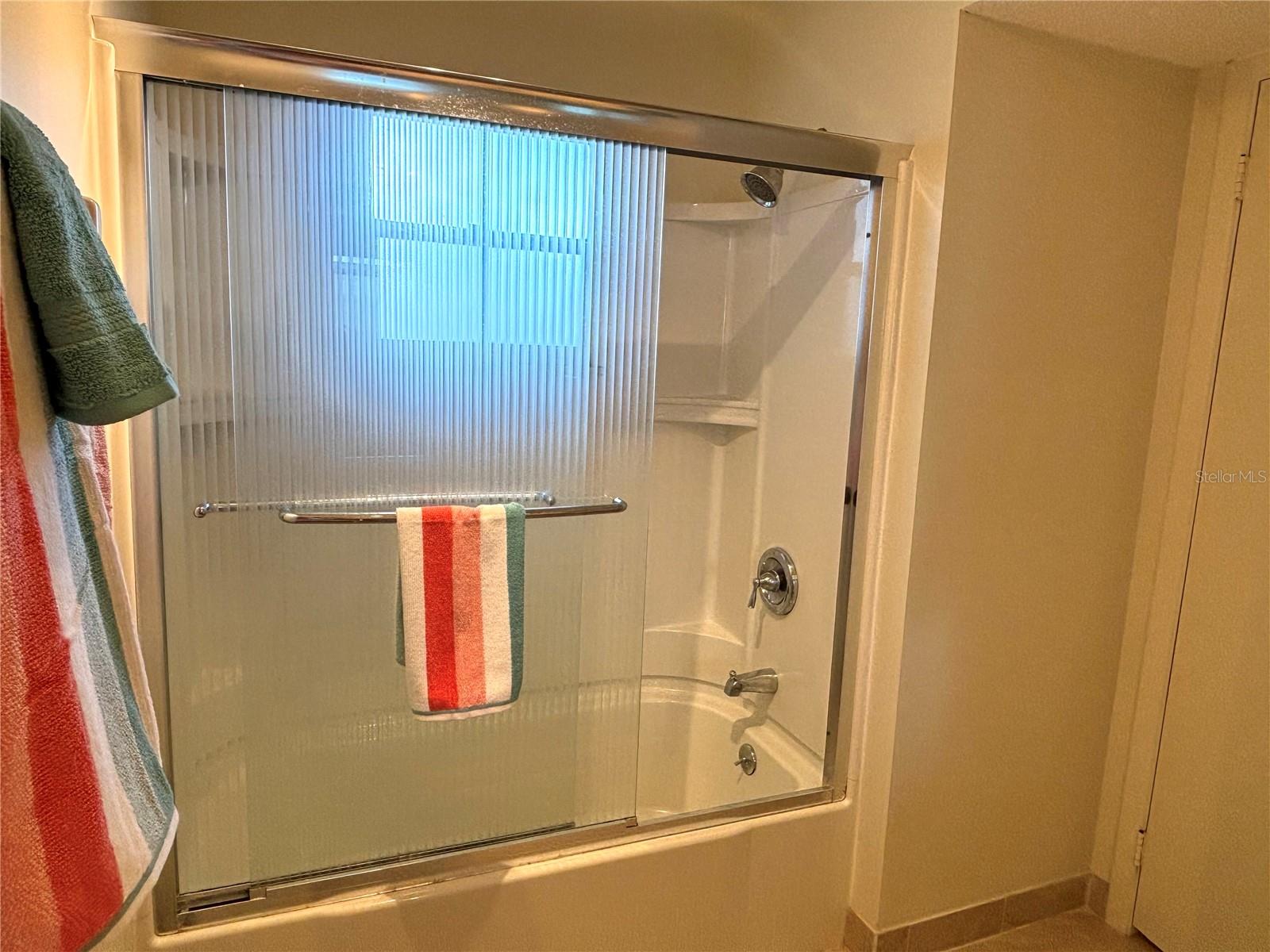 102 46TH AVENUE TER W #201, BRADENTON, FL, 34207