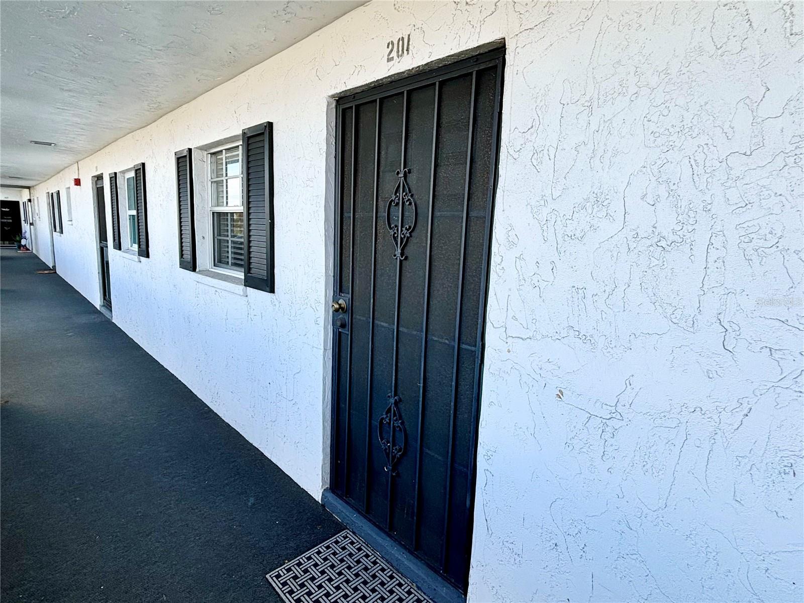 102 46TH AVENUE TER W #201, BRADENTON, FL, 34207