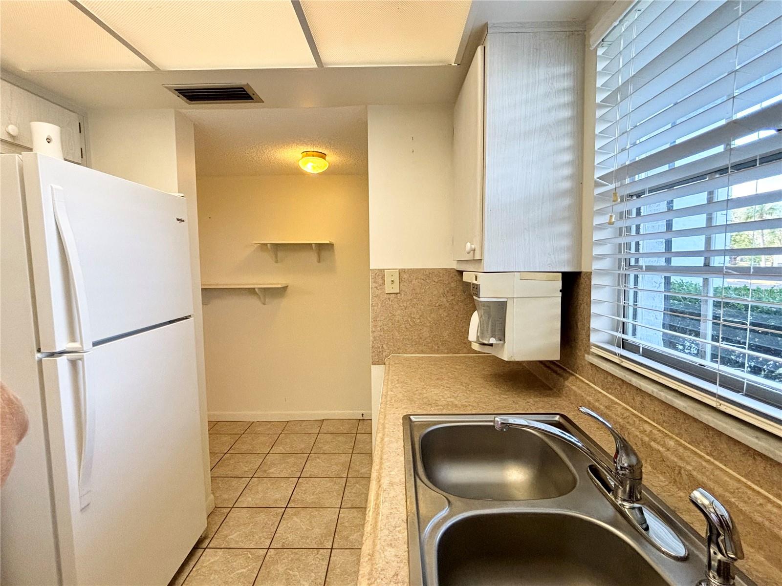 102 46TH AVENUE TER W #201, BRADENTON, FL, 34207