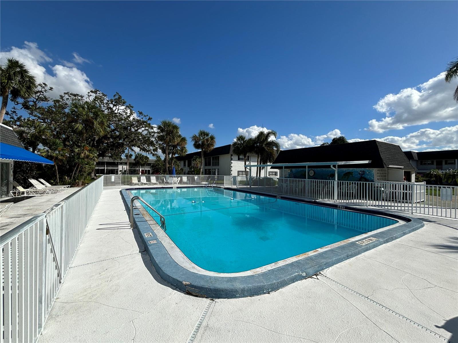 102 46TH AVENUE TER W #201, BRADENTON, FL, 34207