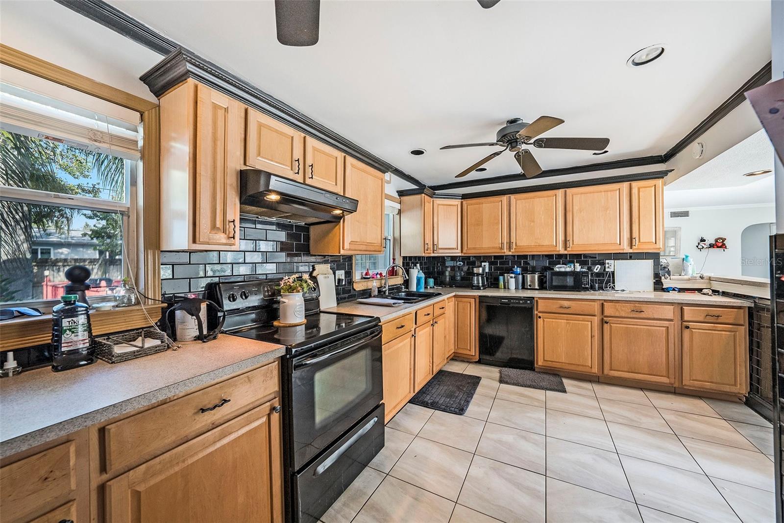 210 BAKER AVE, CLEARWATER, FL, 33755