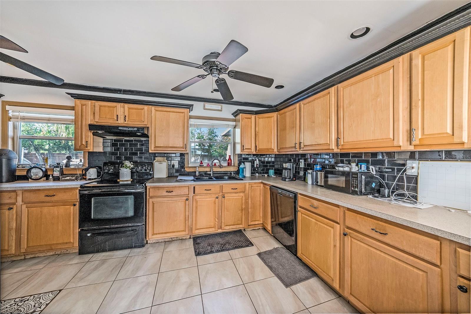 210 BAKER AVE, CLEARWATER, FL, 33755