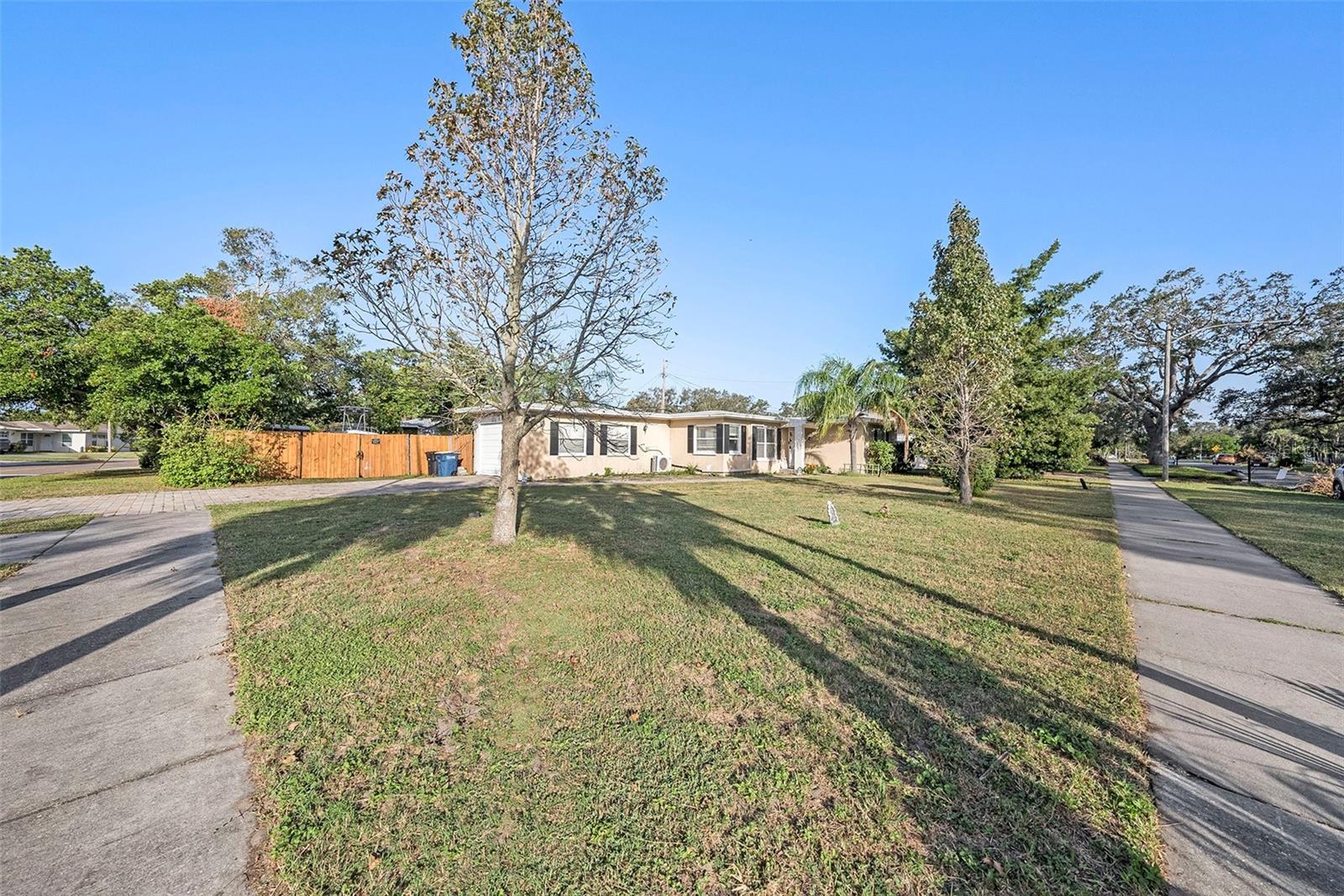 210 BAKER AVE, CLEARWATER, FL, 33755