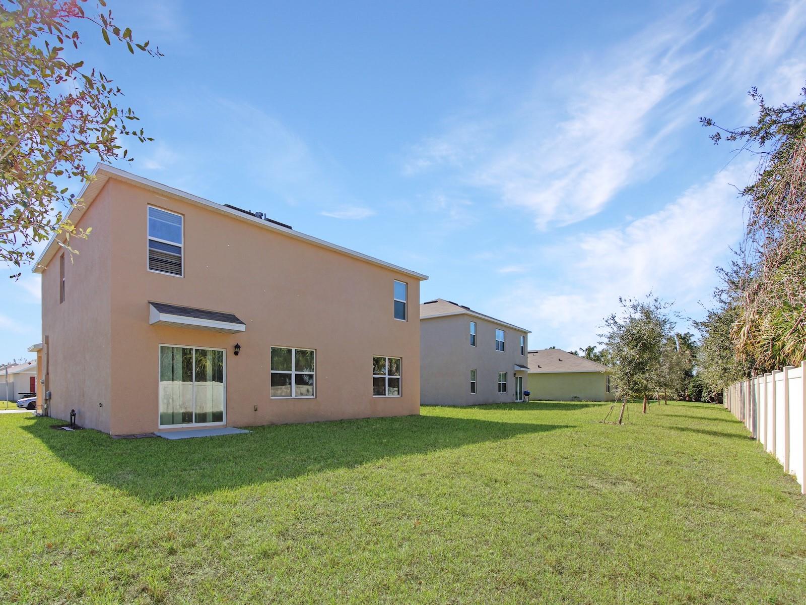 2582 GLACIER EXPRESS LN, TAVARES, FL, 32778