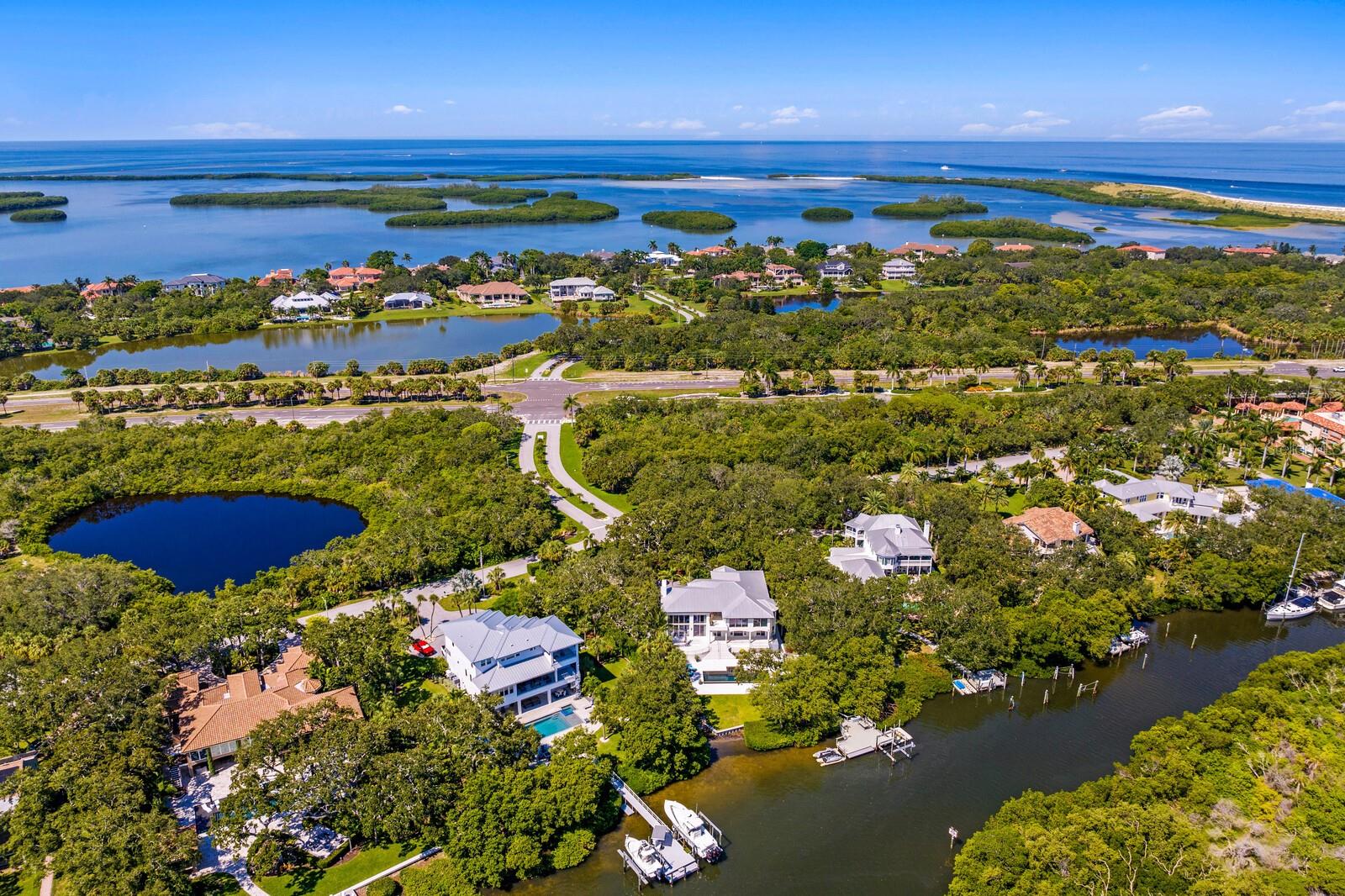 1883 BAYVIEW DR, TIERRA VERDE, FL, 33715