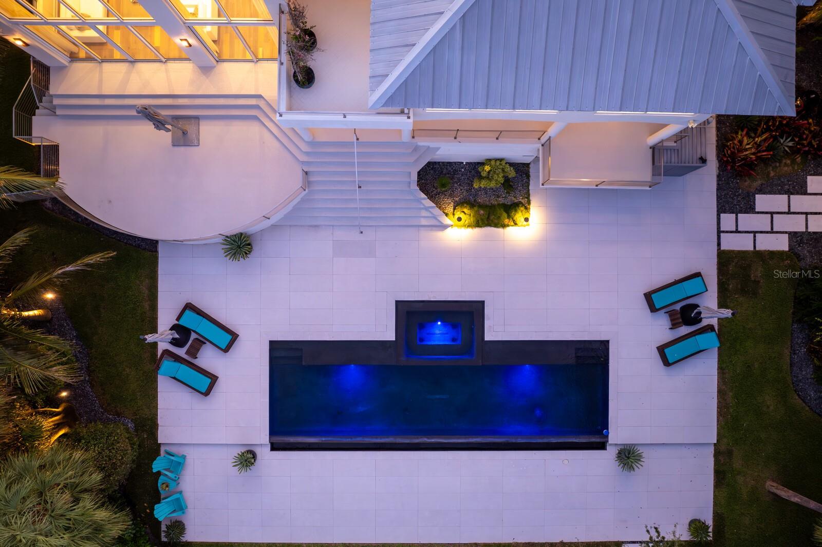 1883 BAYVIEW DR, TIERRA VERDE, FL, 33715