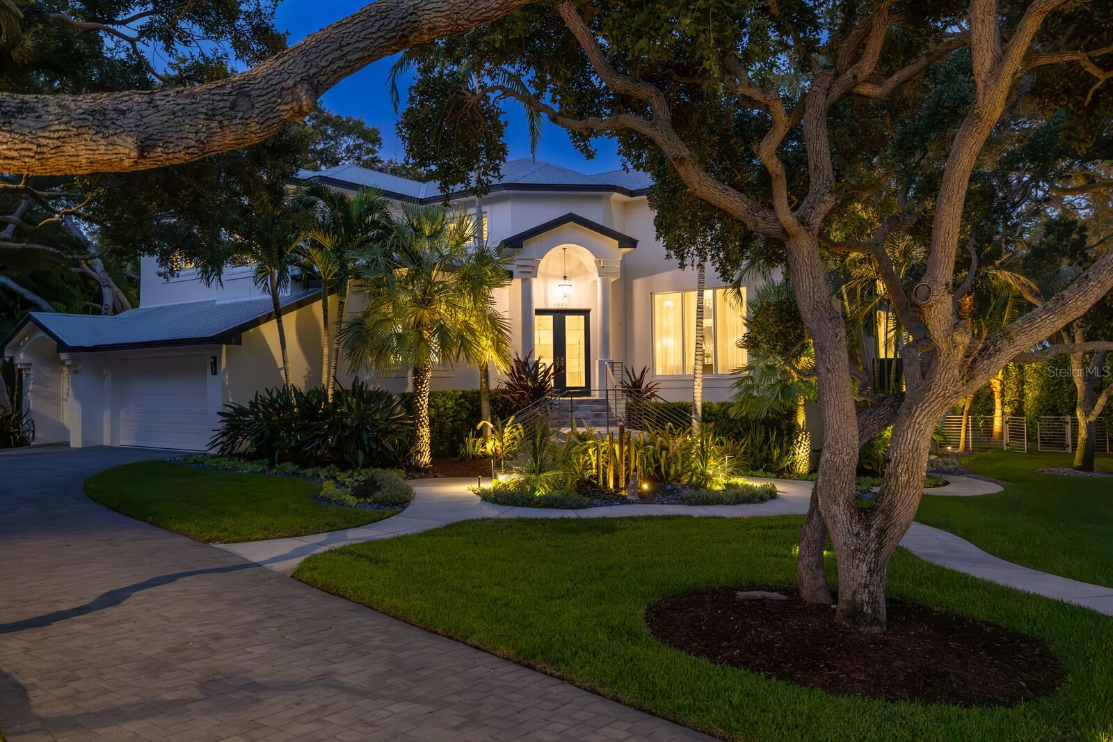 1883 BAYVIEW DR, TIERRA VERDE, FL, 33715