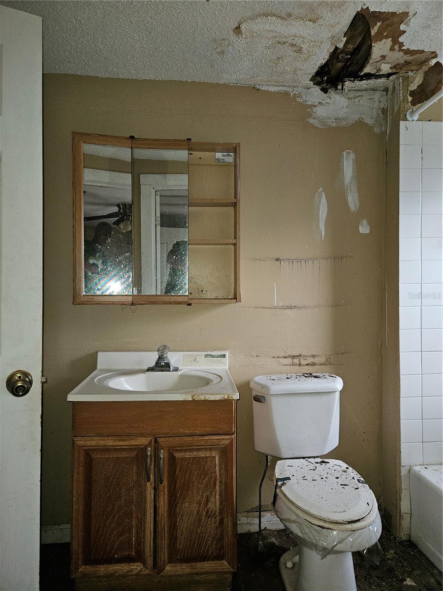 1105 S LOCUST AVE, SANFORD, FL, 32771