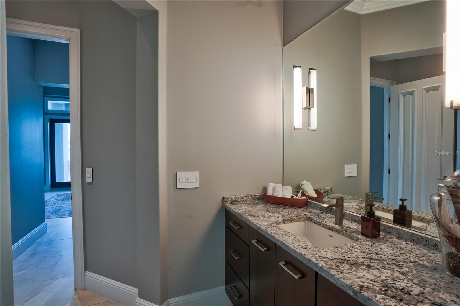 FC305137 Property Photo