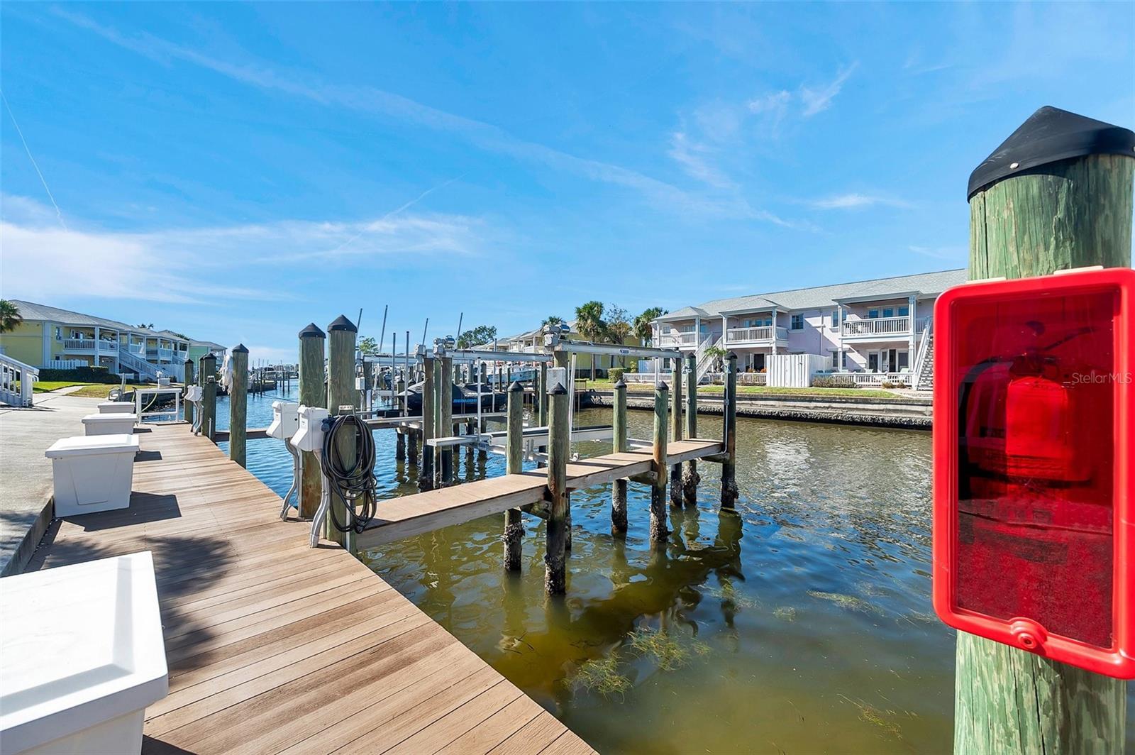 5175 ss108 COQUINA KEY DR SE #ss108, ST PETERSBURG, FL, 33705