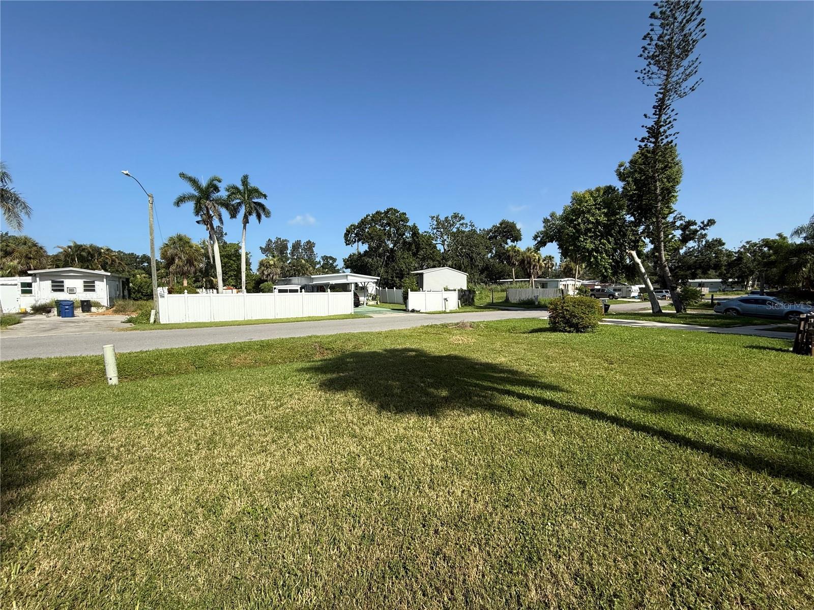 506 KENWOOD AVE, NOKOMIS, FL, 34275