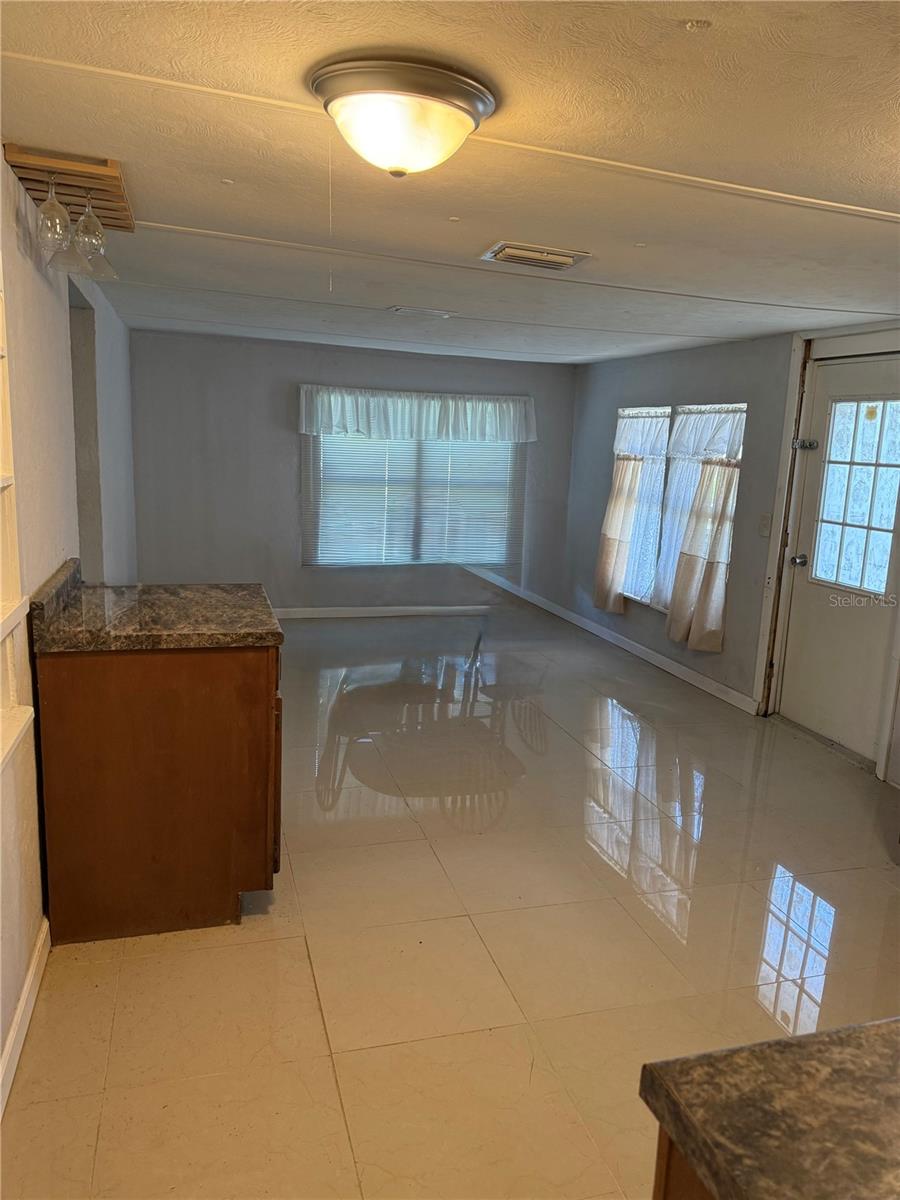 506 KENWOOD AVE, NOKOMIS, FL, 34275