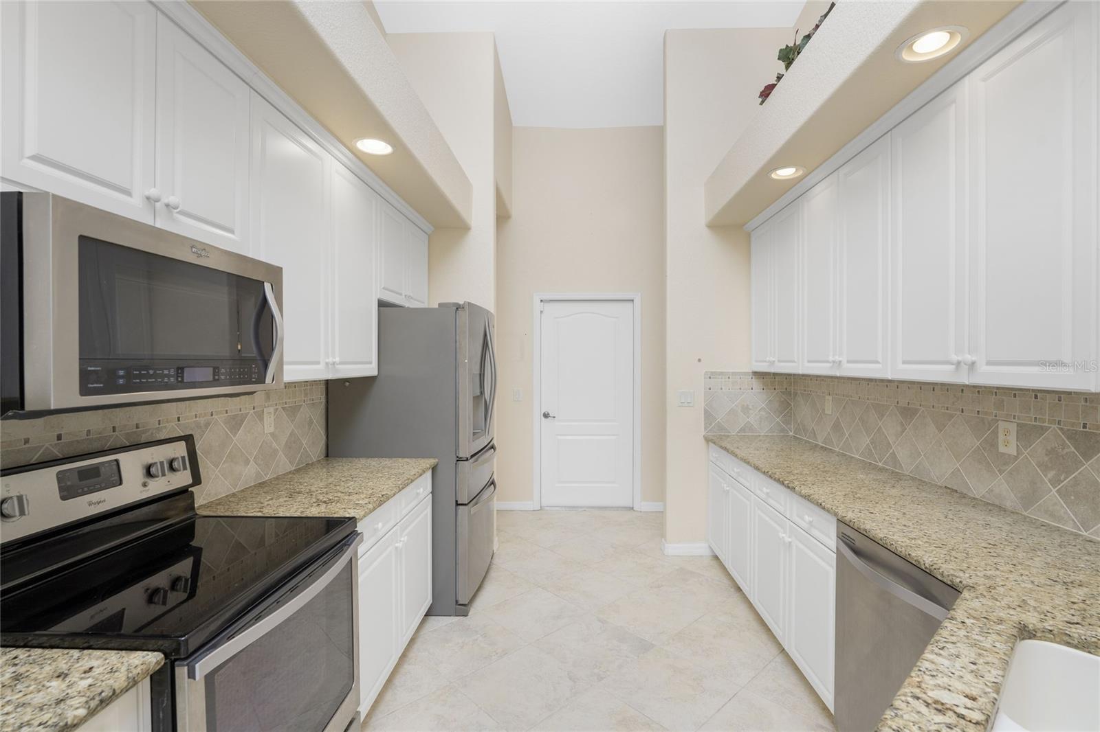 3081 COLLINGSWOOD BLVD, PORT CHARLOTTE, FL, 33948