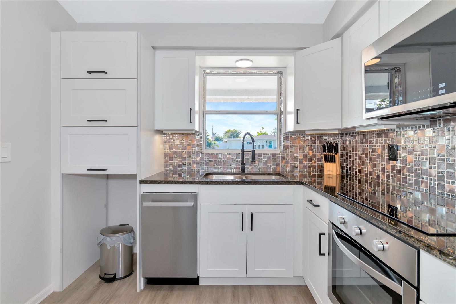 138 PADDINGTON RD, VENICE, FL, 34293