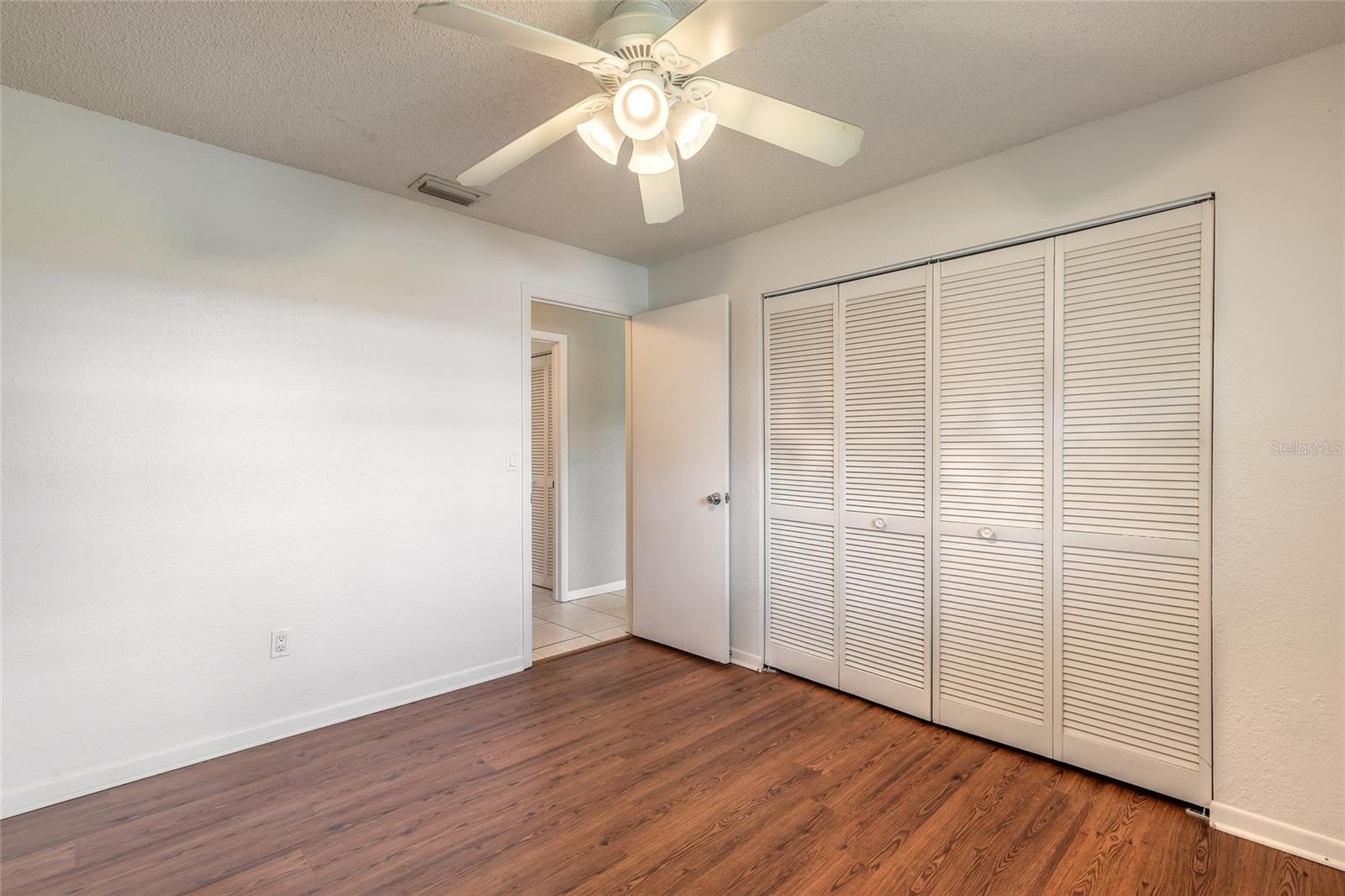 2823 QUEEN PALM DR, EDGEWATER, FL, 32141