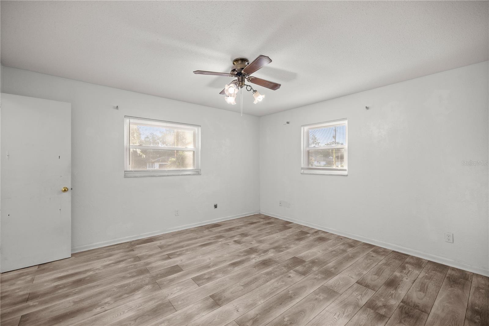 820 NE 42ND TER, OCALA, FL, 34470
