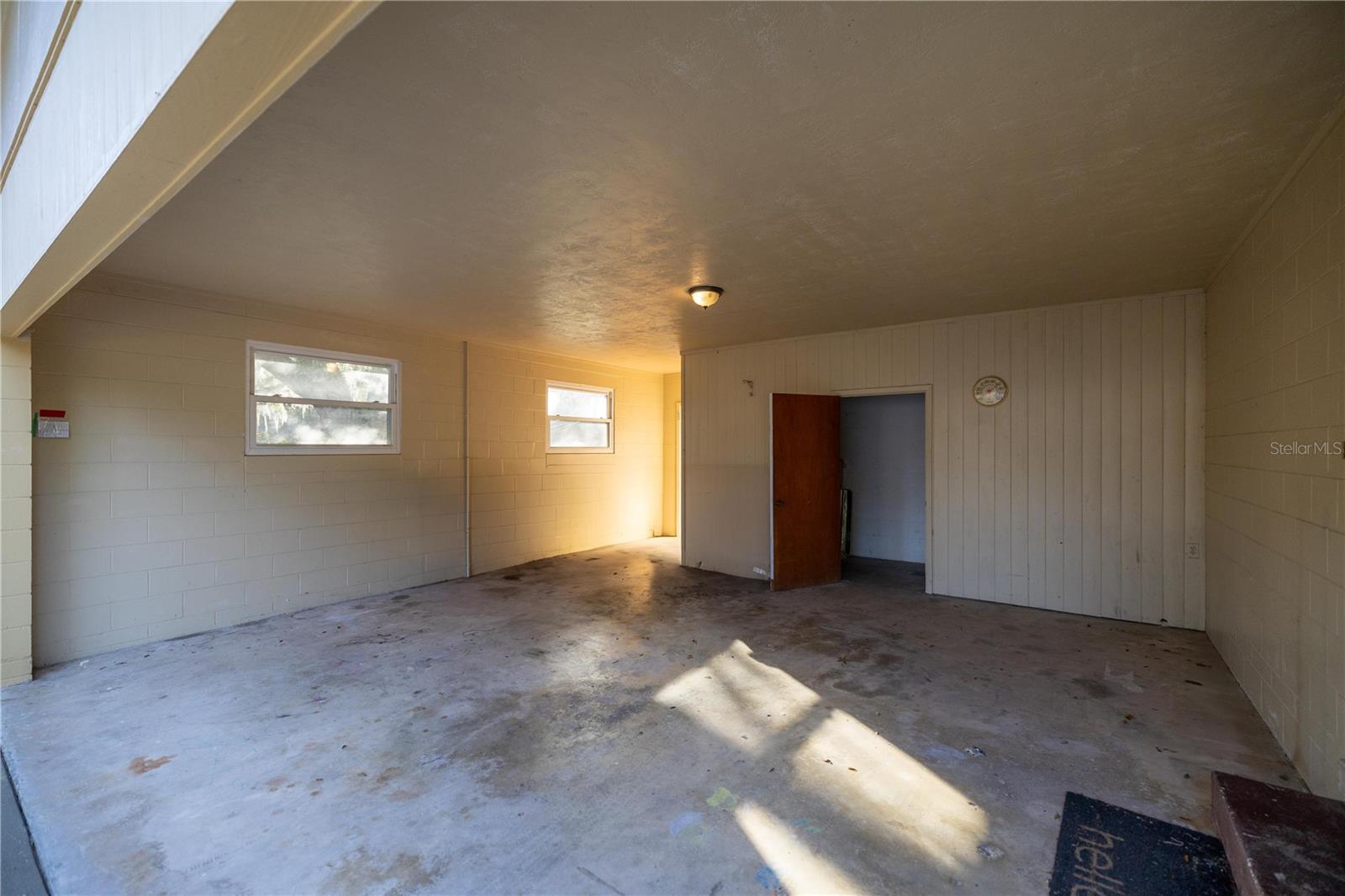 820 NE 42ND TER, OCALA, FL, 34470