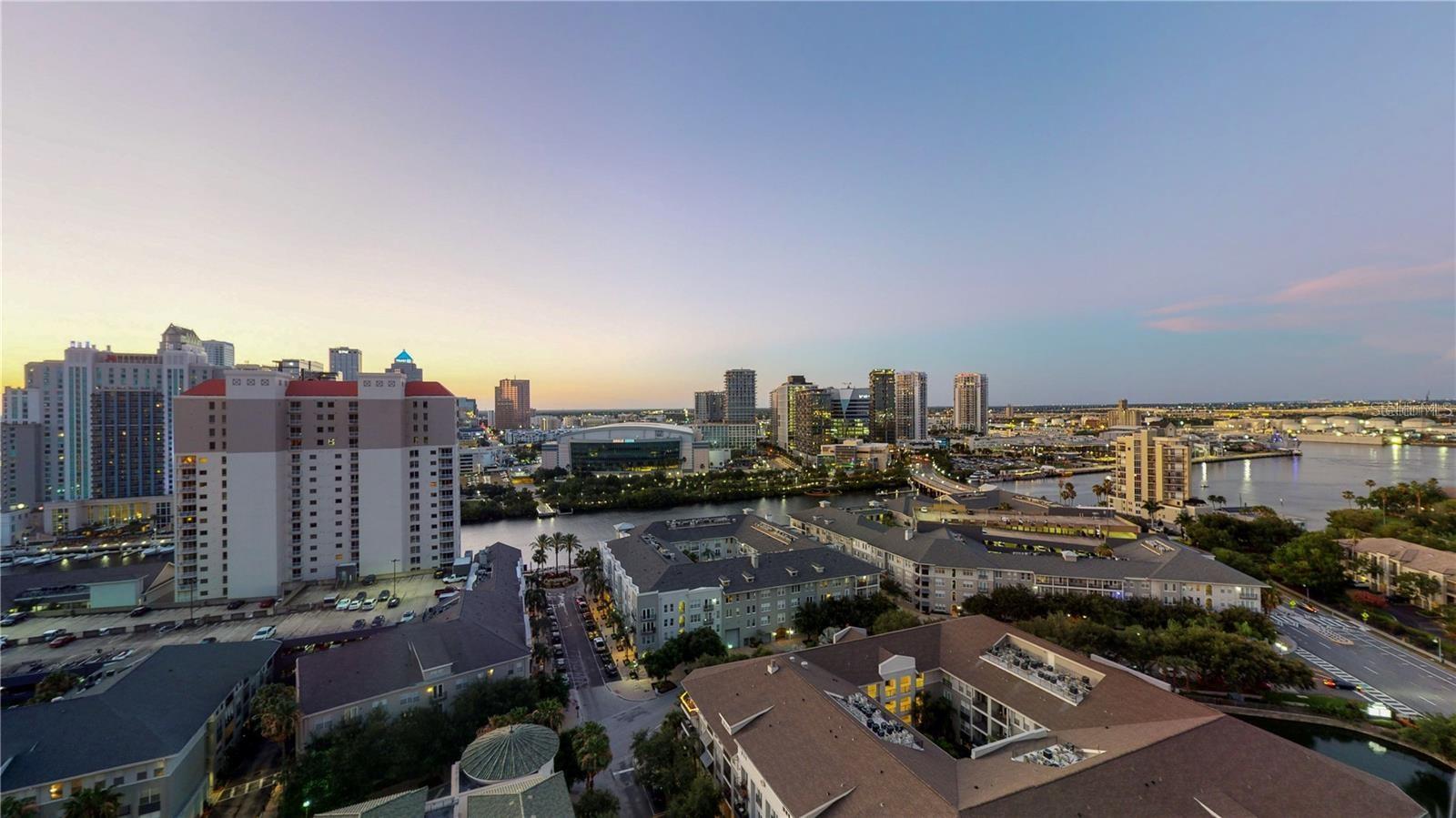 501 KNIGHTS RUN AVE #2121, TAMPA, FL, 33602