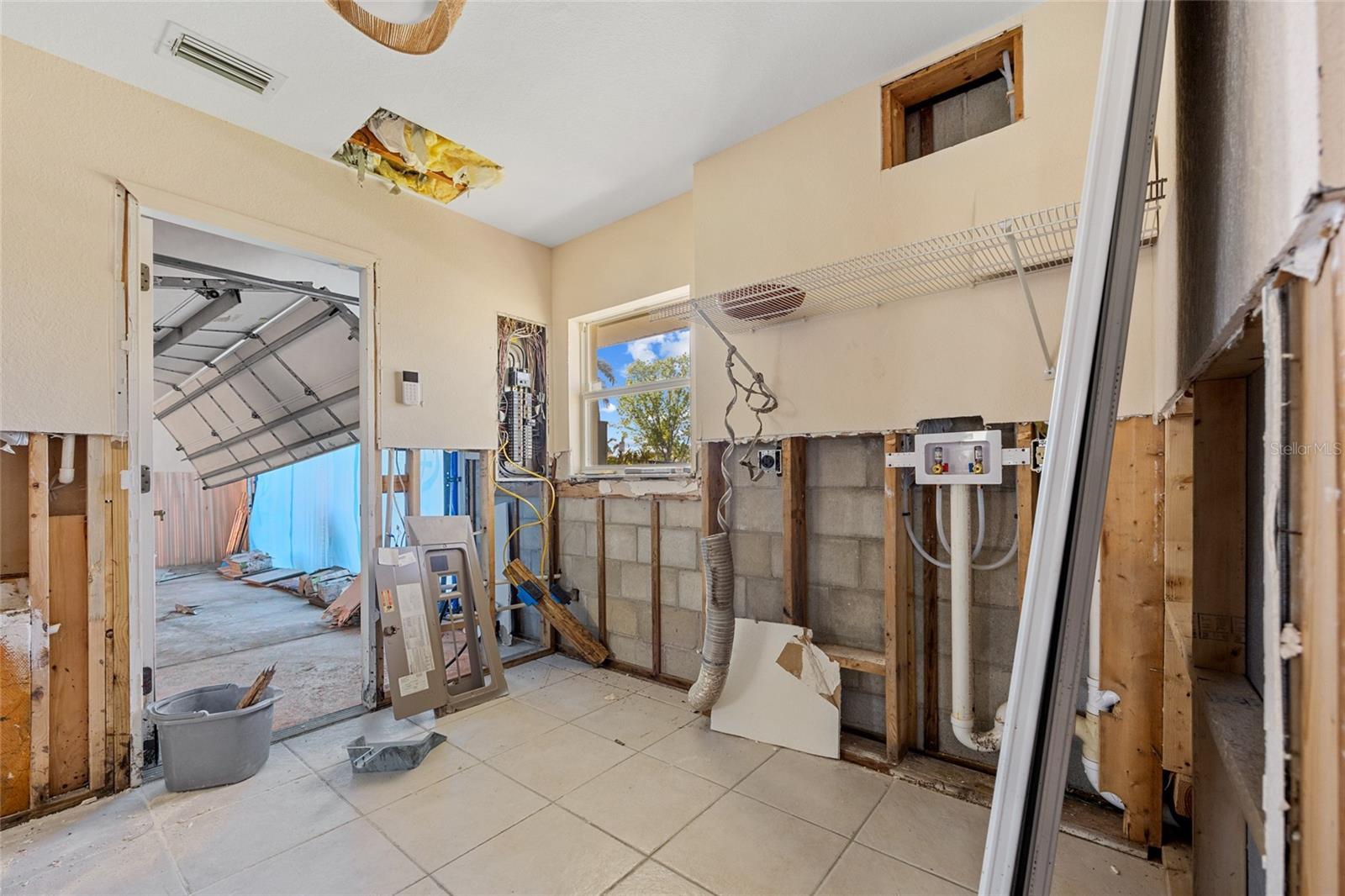625 W OLYMPIA AVE, PUNTA GORDA, FL, 33950