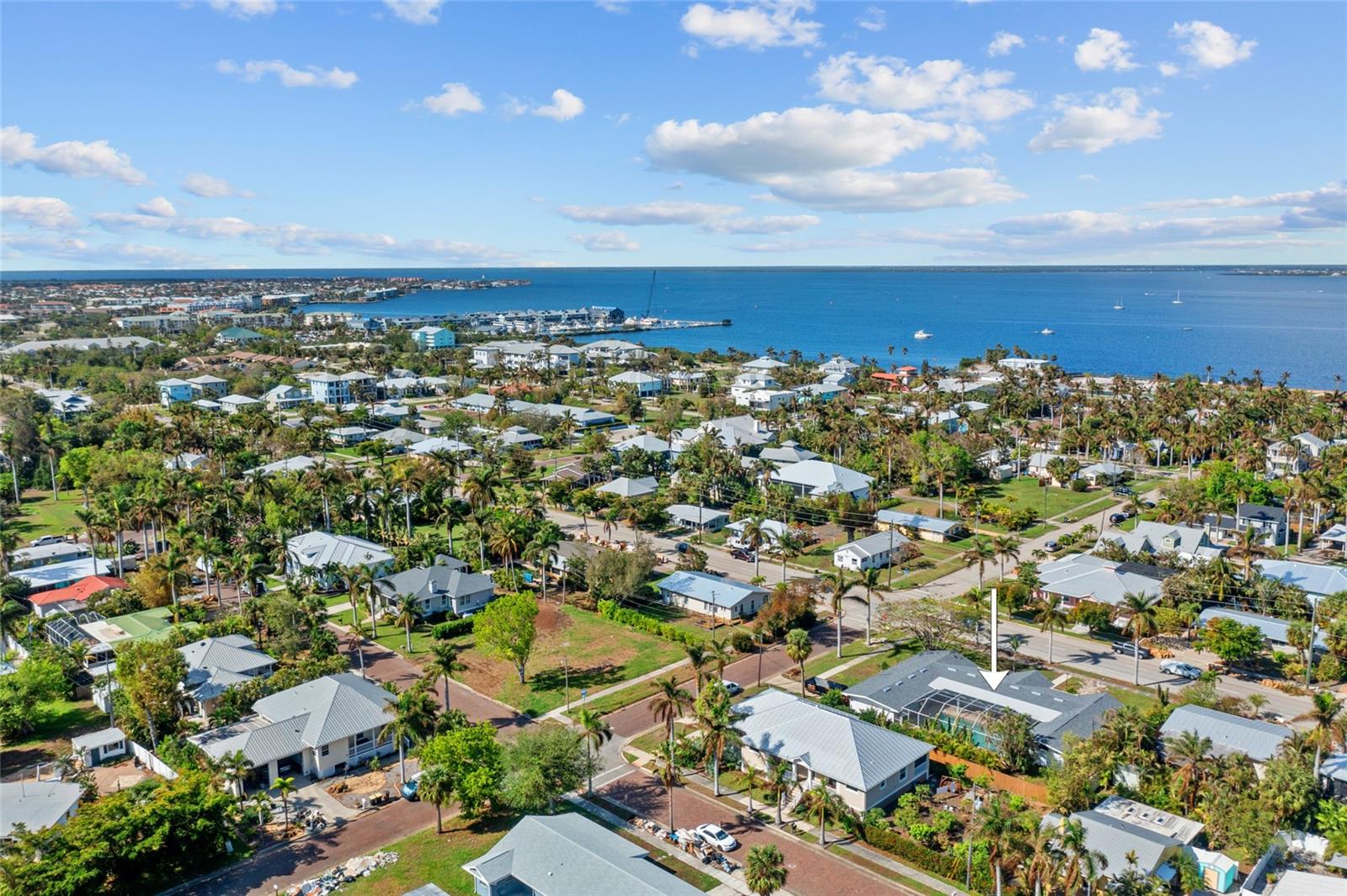 625 W OLYMPIA AVE, PUNTA GORDA, FL, 33950