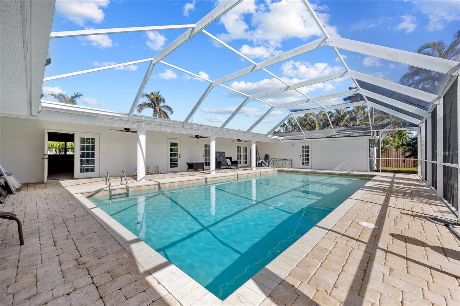 625 W OLYMPIA AVE, PUNTA GORDA, FL, 33950