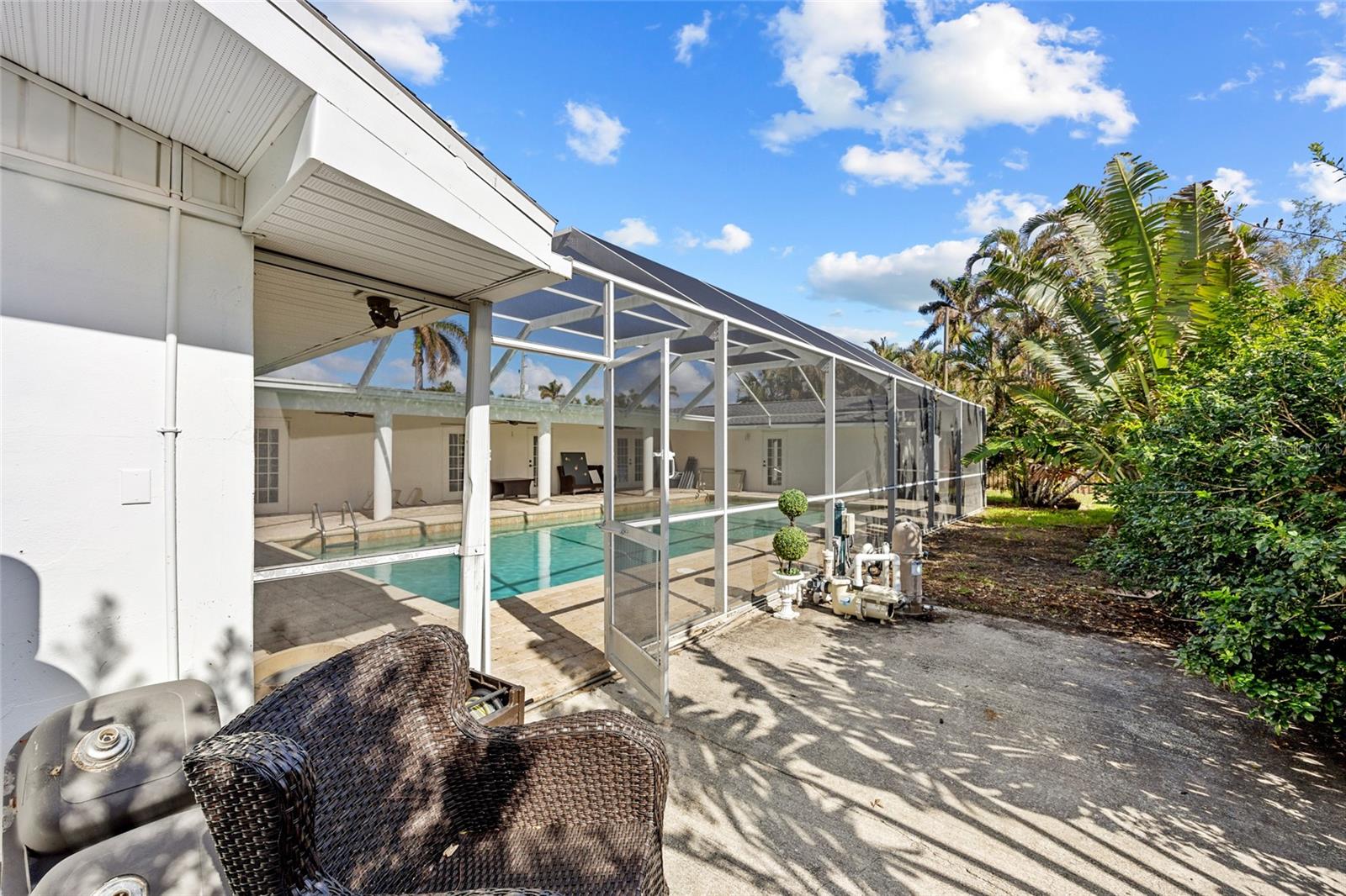 625 W OLYMPIA AVE, PUNTA GORDA, FL, 33950