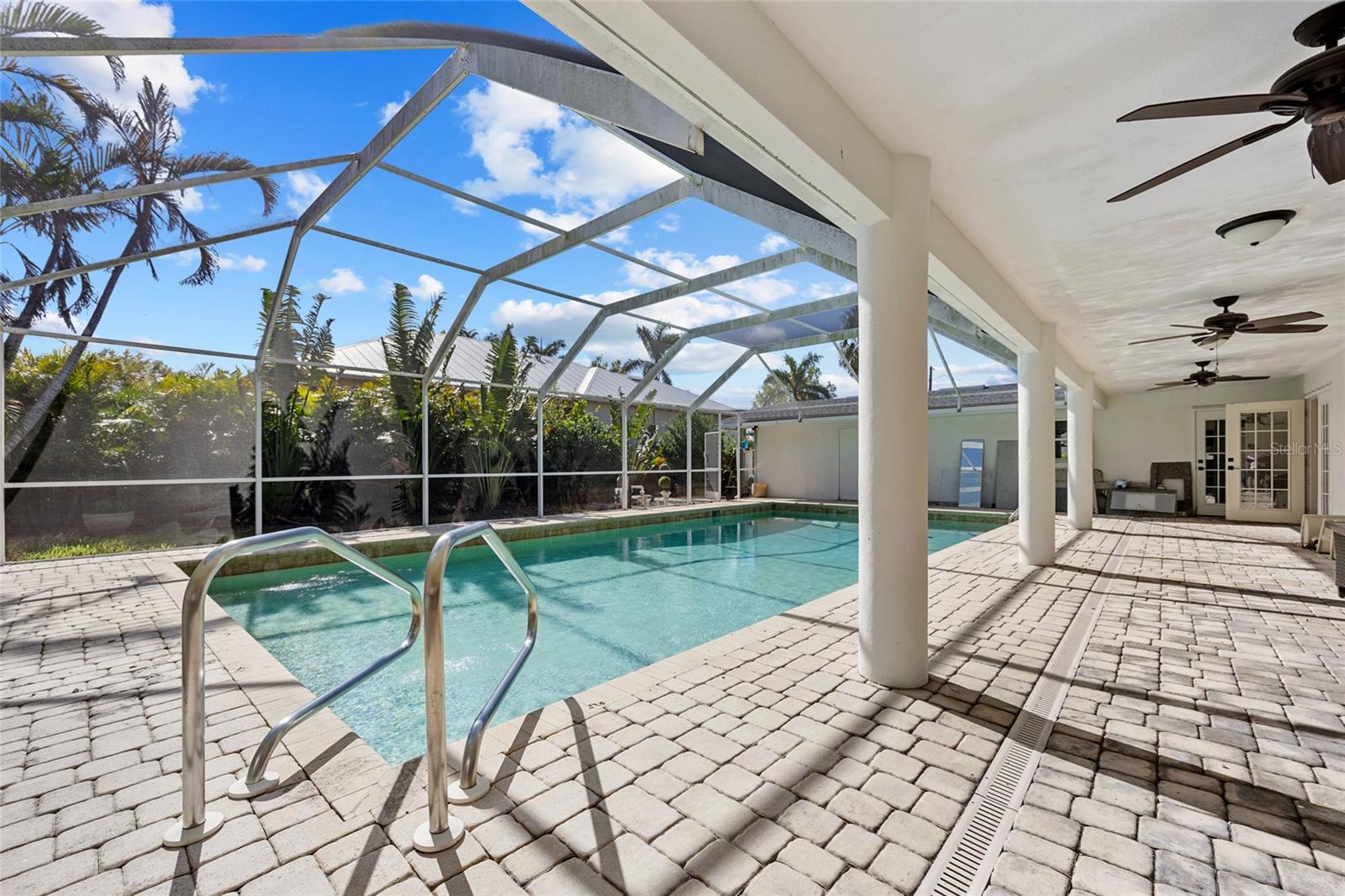 625 W OLYMPIA AVE, PUNTA GORDA, FL, 33950