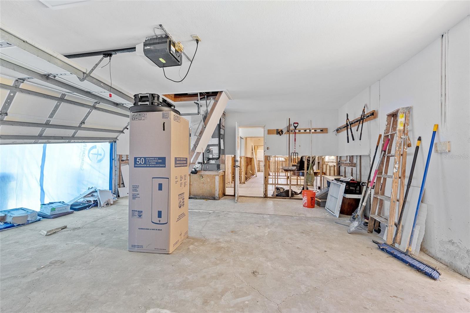 625 W OLYMPIA AVE, PUNTA GORDA, FL, 33950