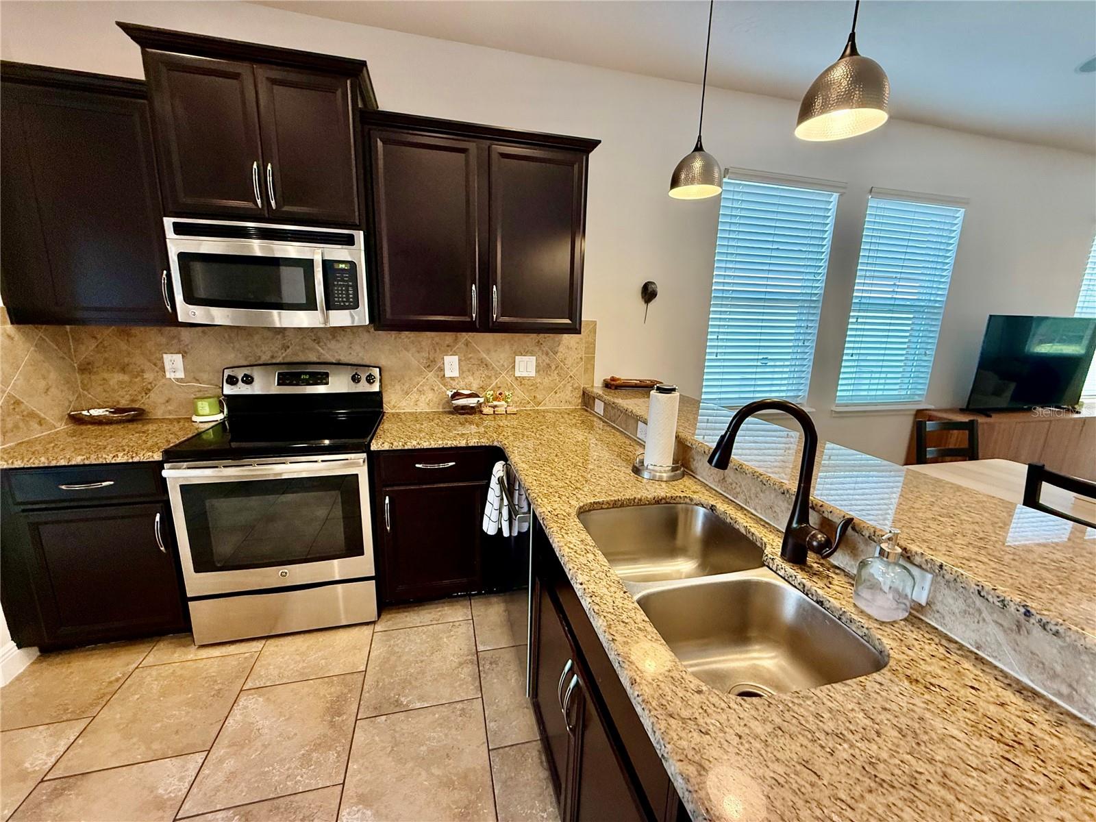 3325 PINTELLO AVE, NEW SMYRNA BEACH, FL, 32168