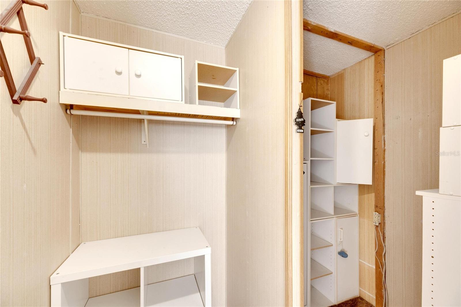 3316 16TH AVE SE, RUSKIN, FL, 33570