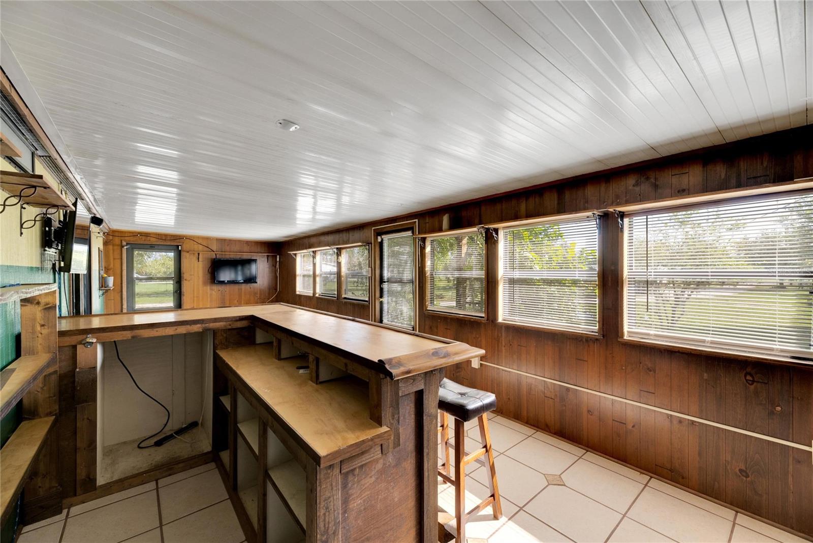 3316 16TH AVE SE, RUSKIN, FL, 33570