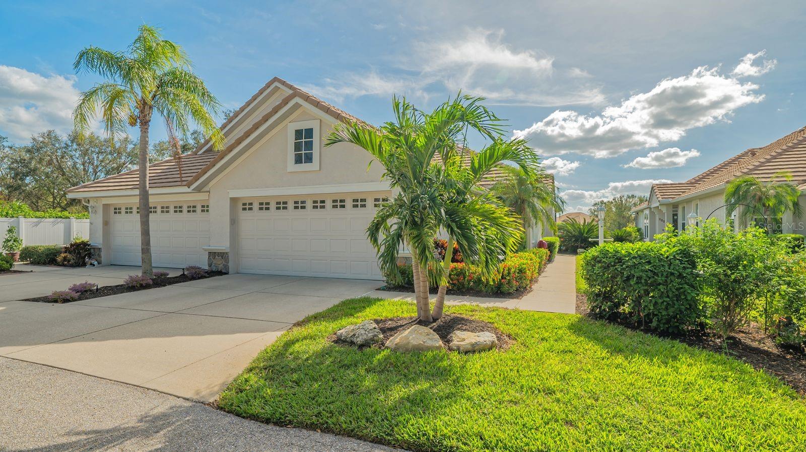 7038 FOUR SEASONS CIR, LAKEWOOD RANCH, FL, 34202