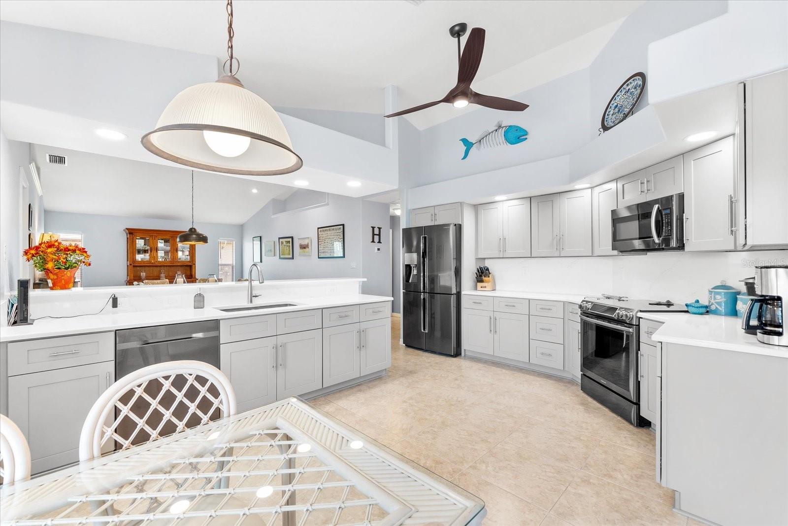 15204 BRAINBRIDGE CIR, PORT CHARLOTTE, FL, 33981