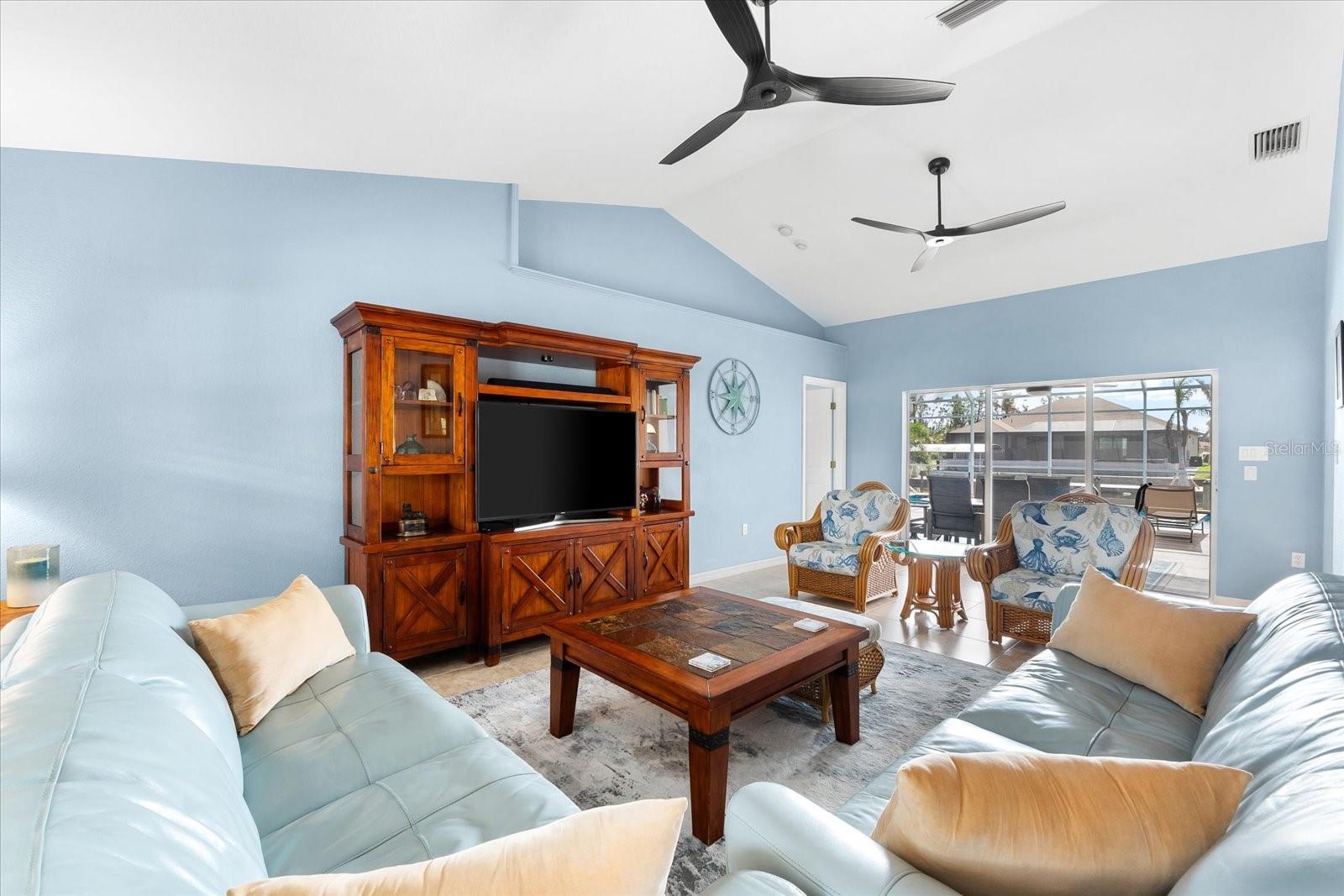15204 BRAINBRIDGE CIR, PORT CHARLOTTE, FL, 33981
