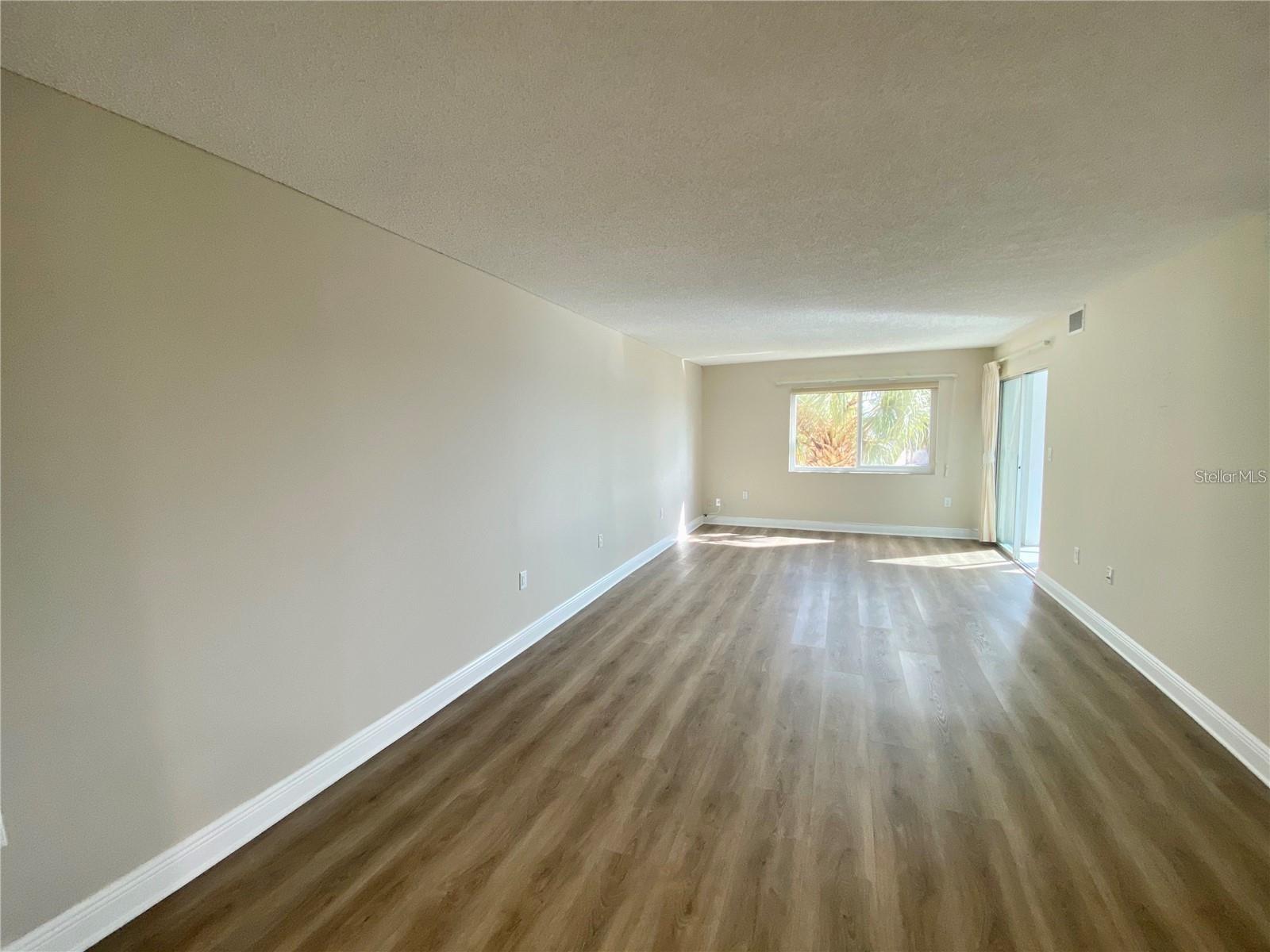 90 S HIGHLAND AVE #1202, TARPON SPRINGS, FL, 34689